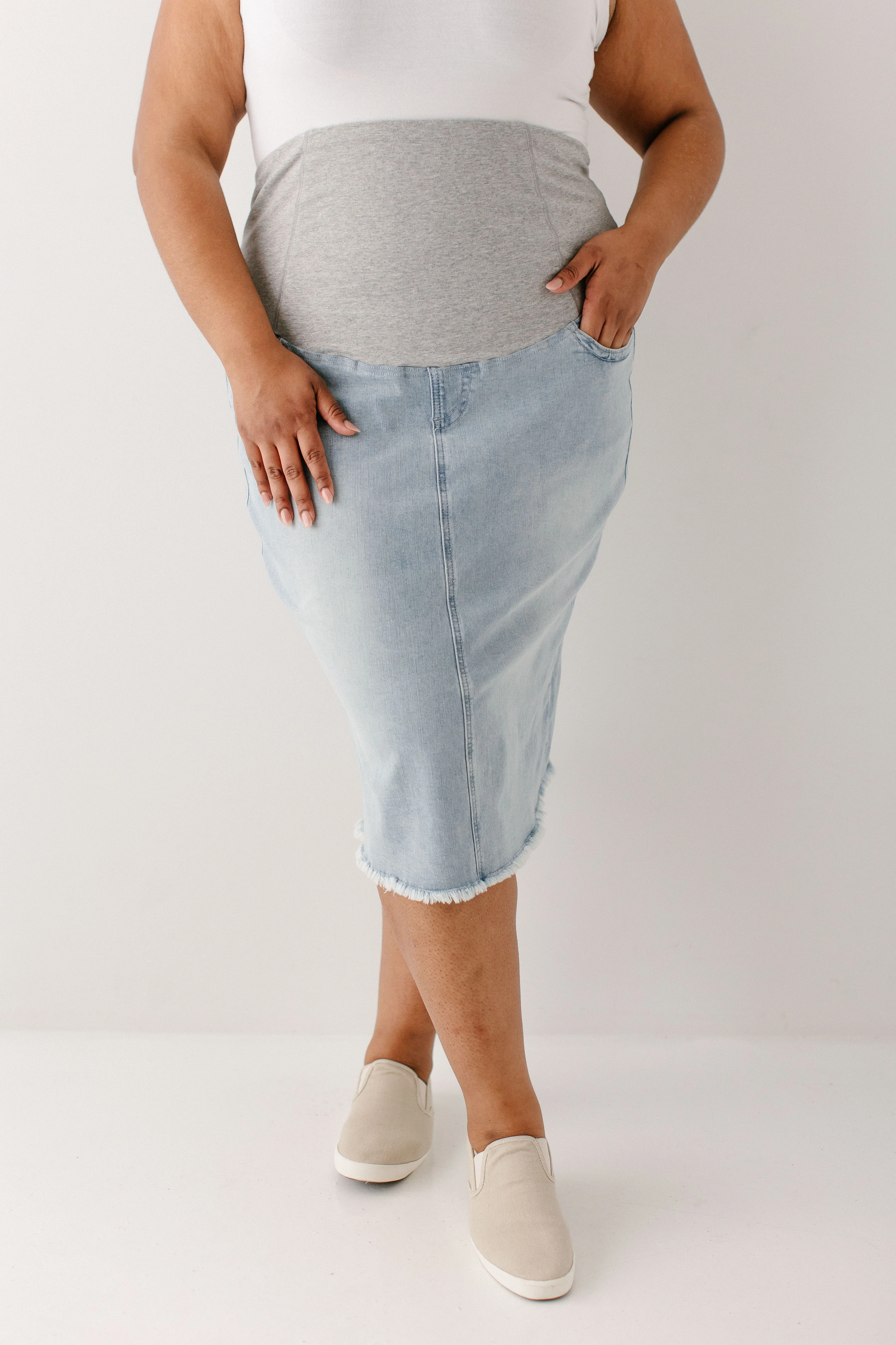 Alanna Maternity Stretch Denim Skirt - Image 9