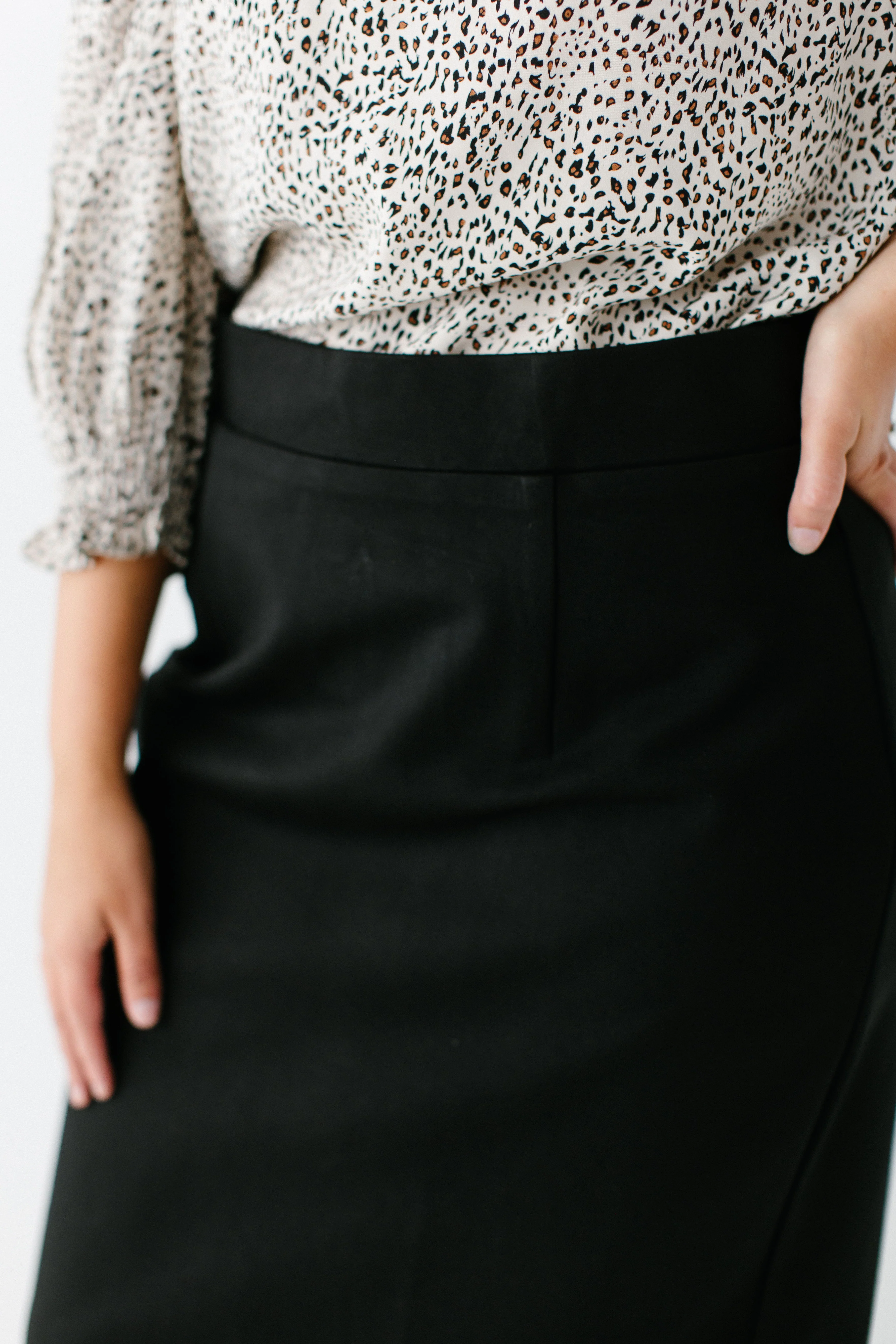 Anna Pencil Skirt - Image 11