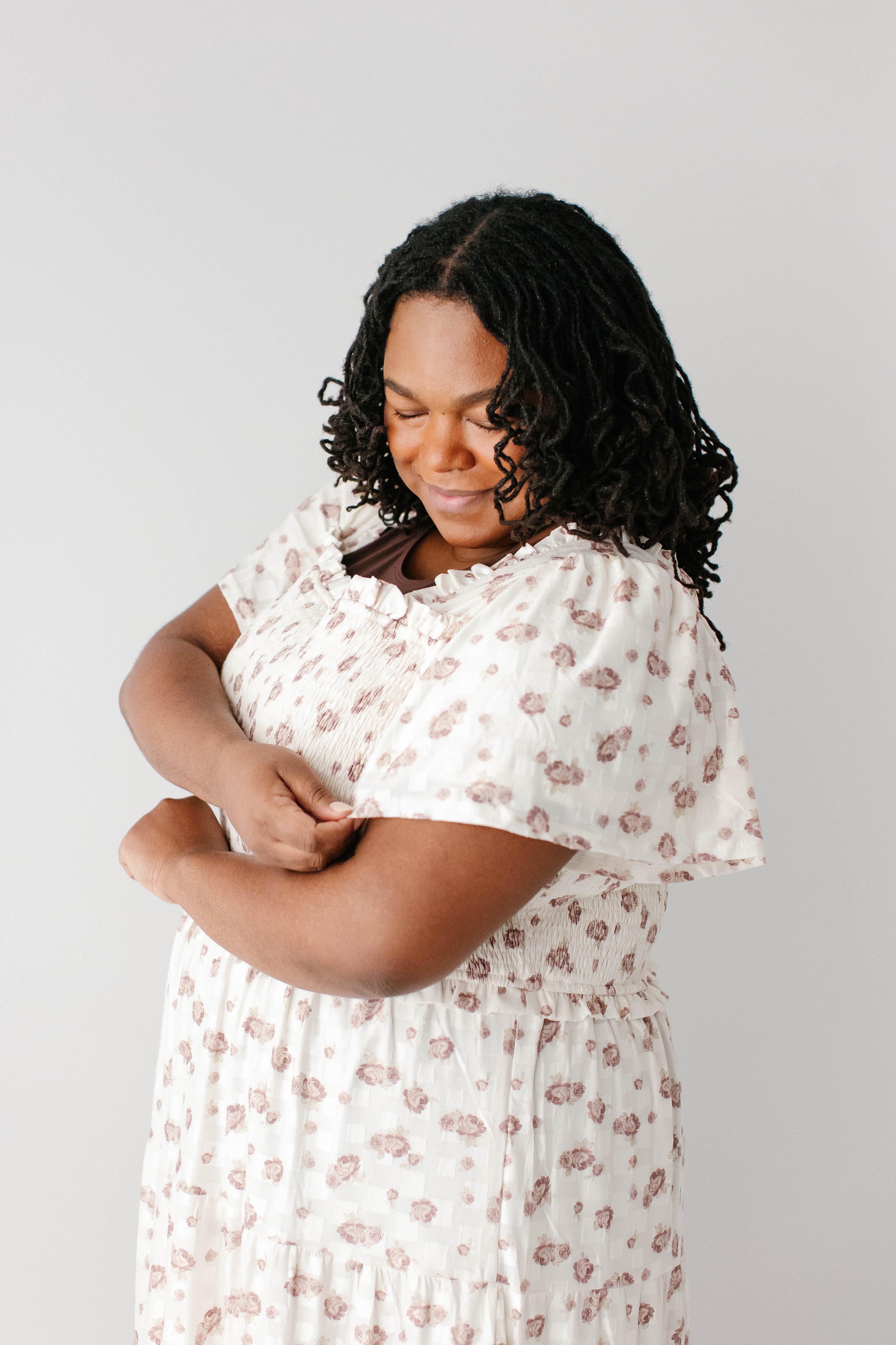 'Ariel' Smocked Bodice Floral Maxi Dress - Image 14