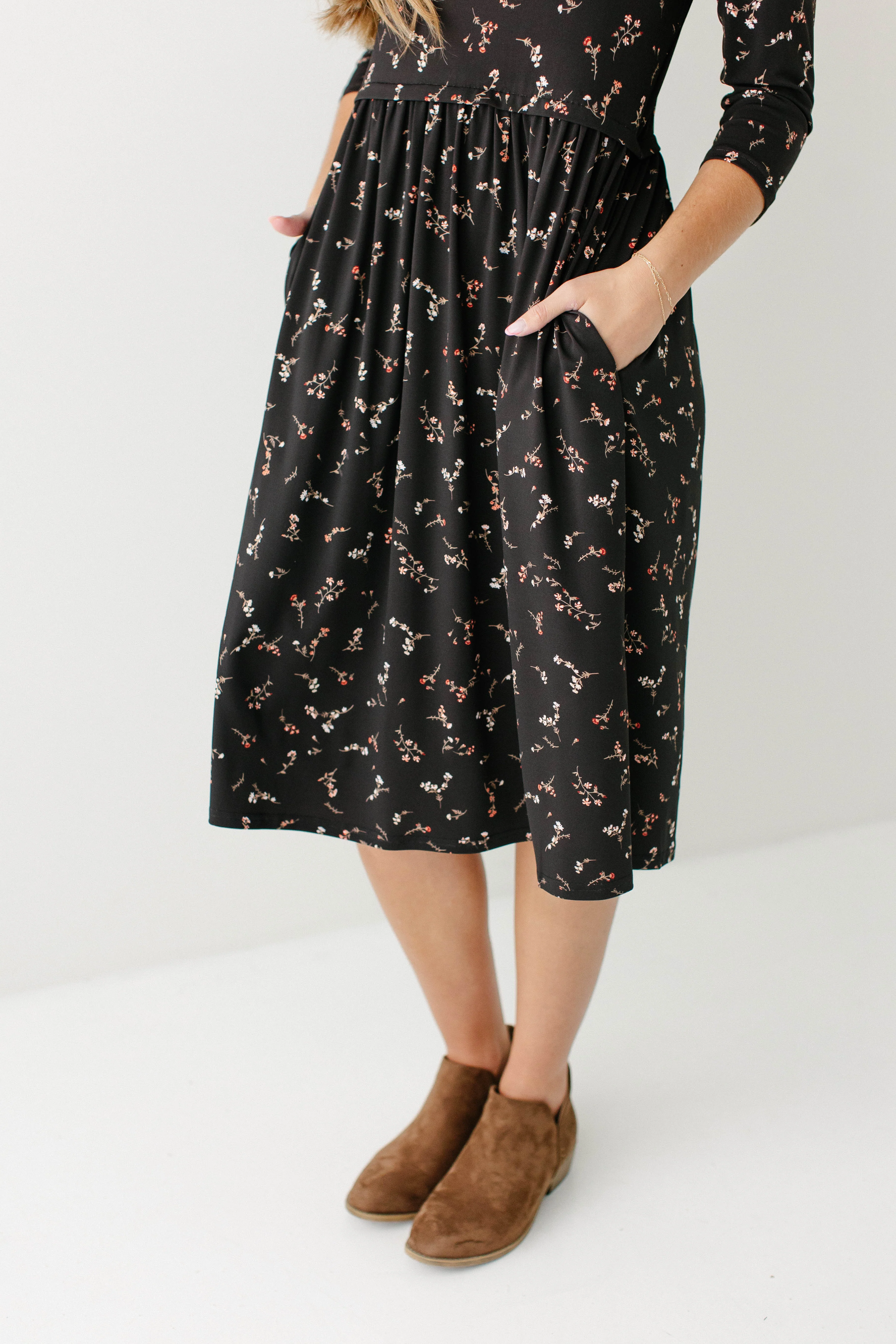 August Nursing Friendly Floral Knee Length Dress FINAL SALE - Image 6