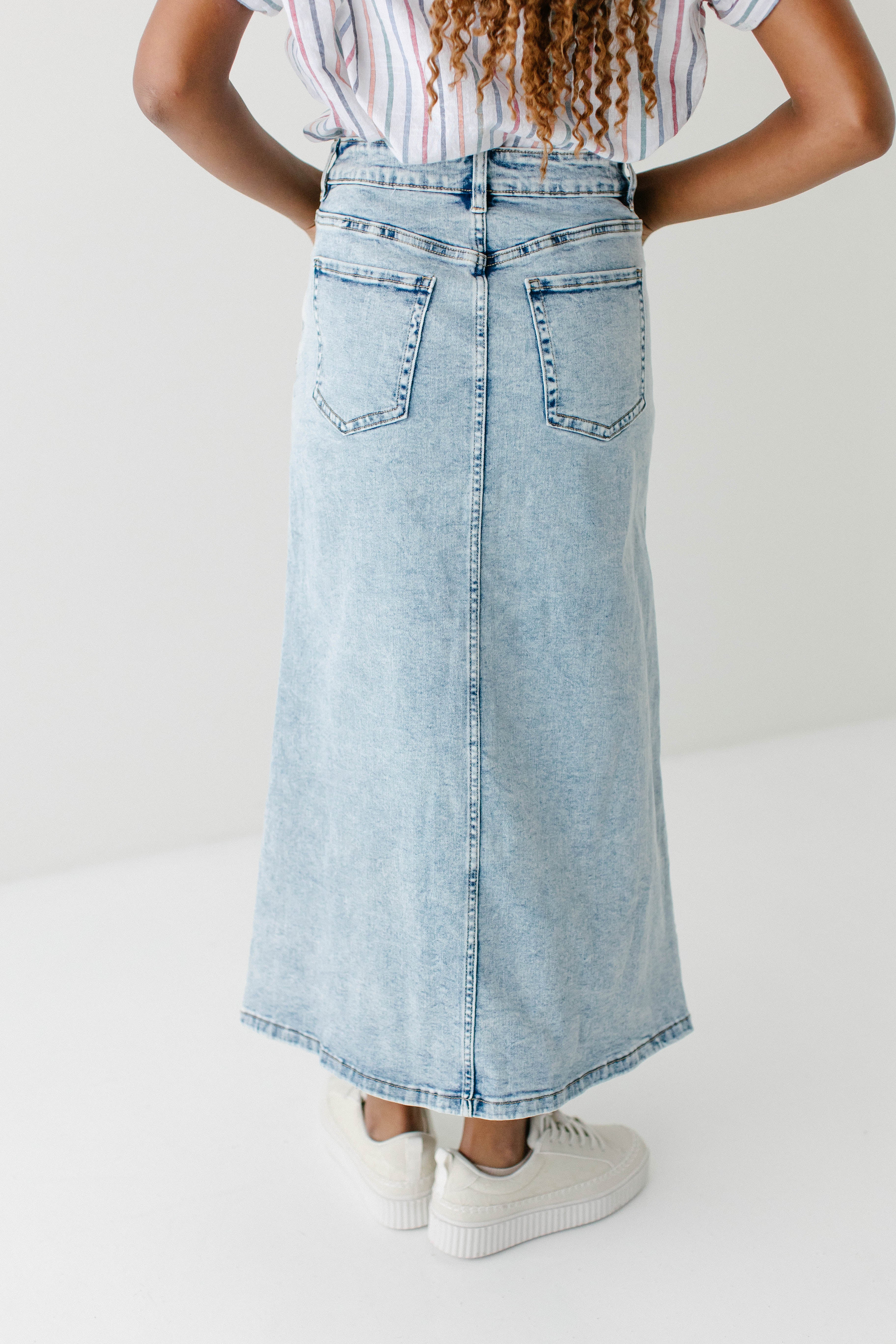 Brooklyn Stretch Denim Maxi Skirt in Vintage Wash - Image 15