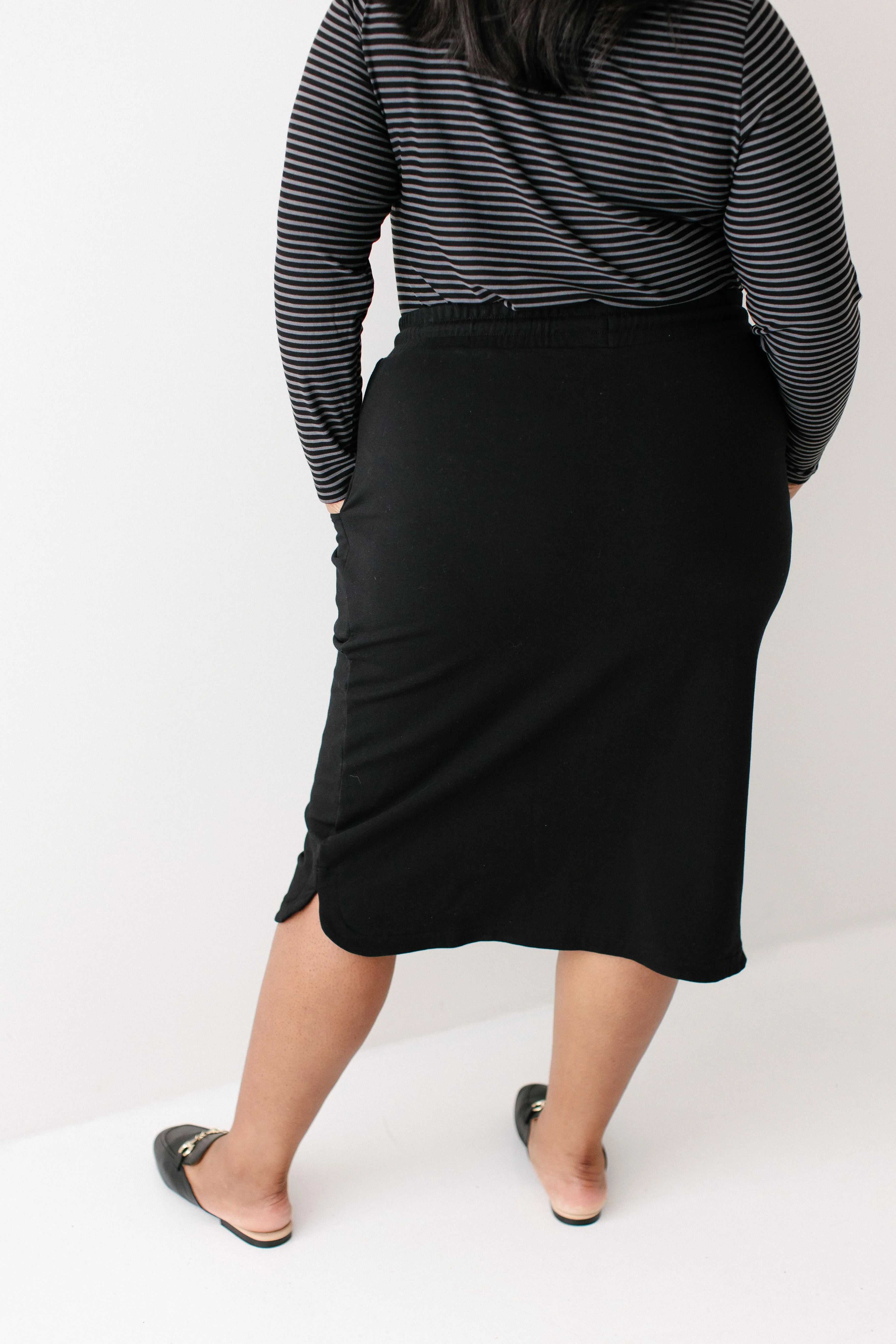 Classic Travel Midi Skirt FINAL SALE - Image 11