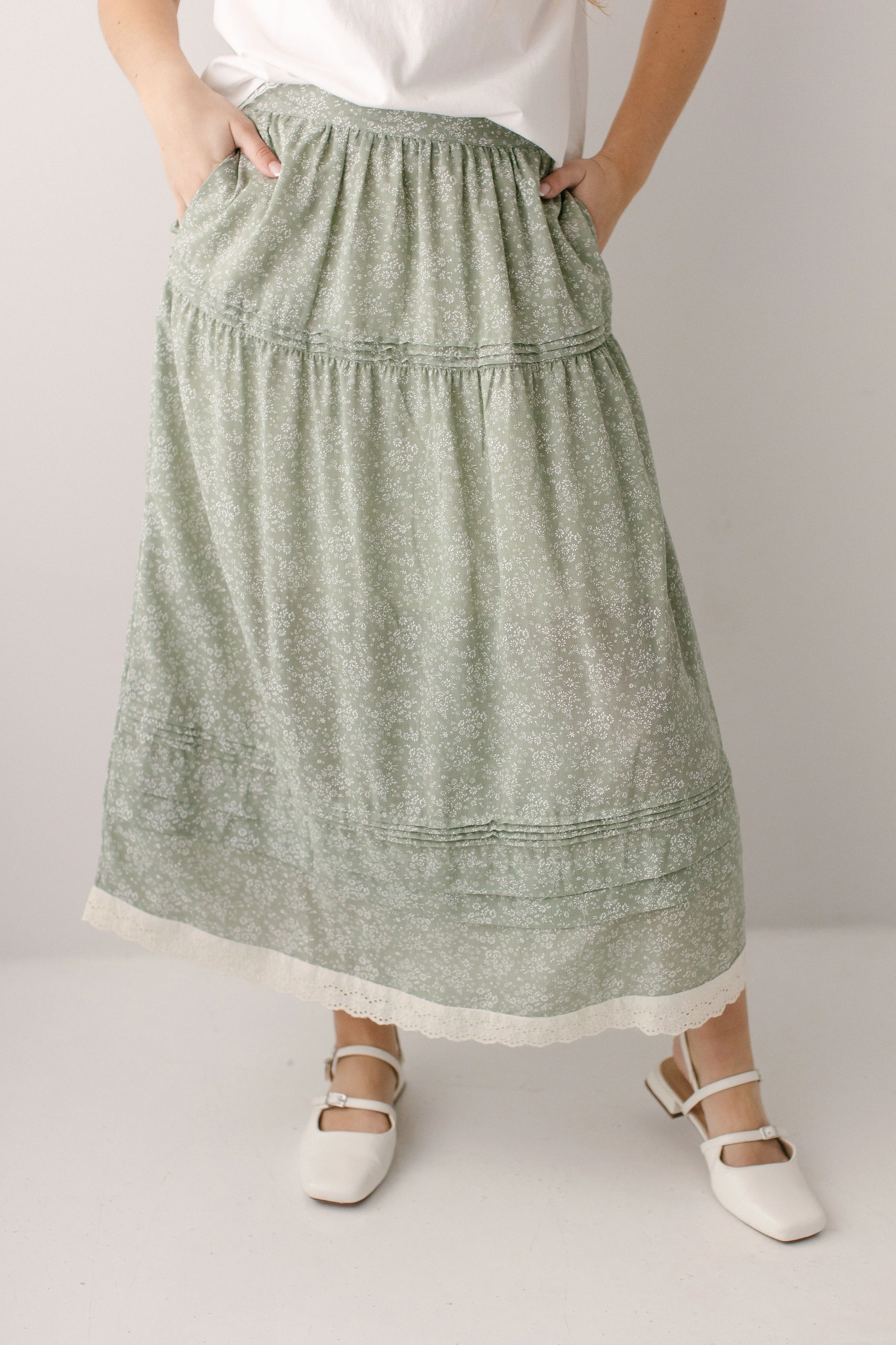 'Cordelia' Drop Waist Ditsy Floral Midi Skirt - Image 3