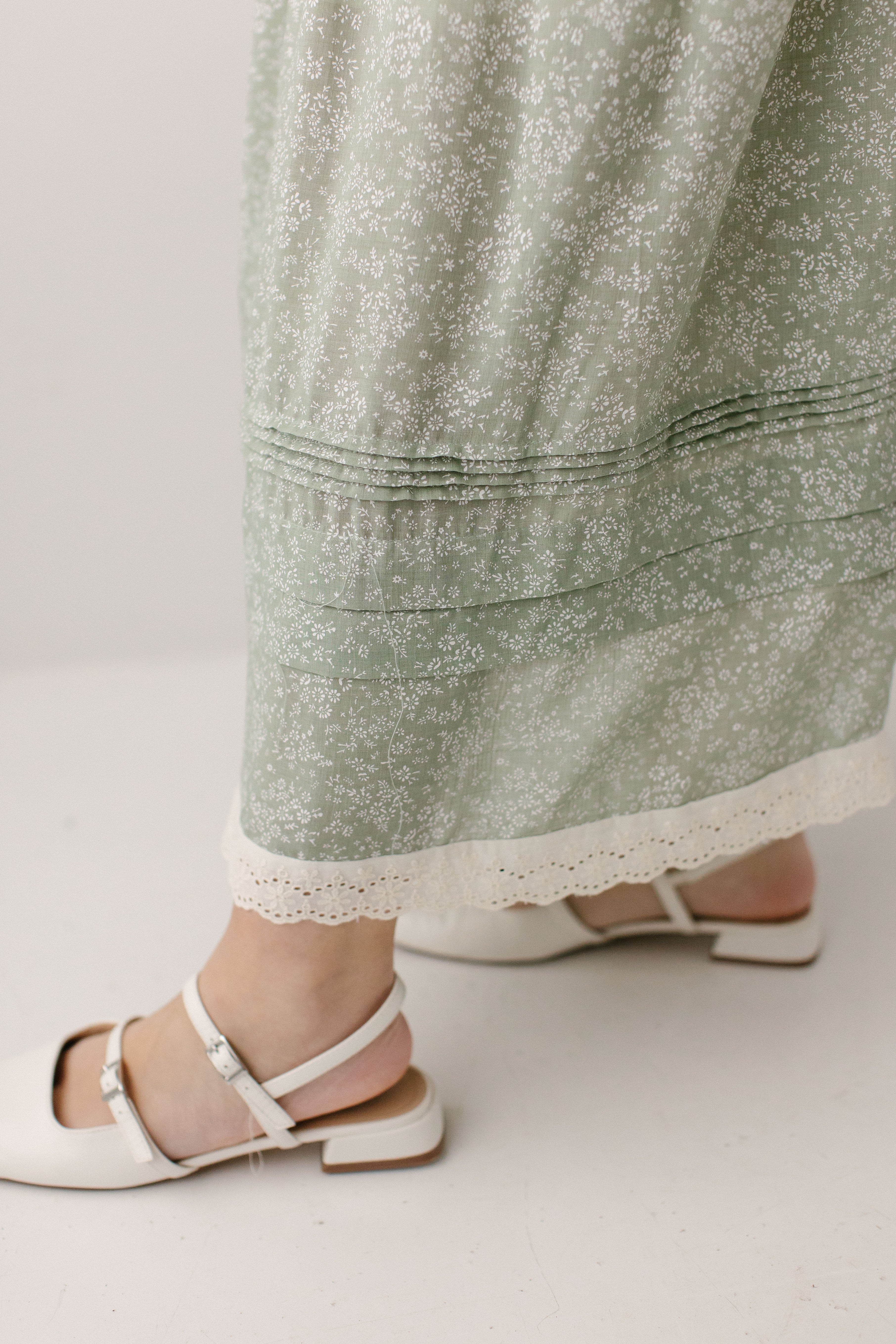 'Cordelia' Drop Waist Ditsy Floral Midi Skirt - Image 4