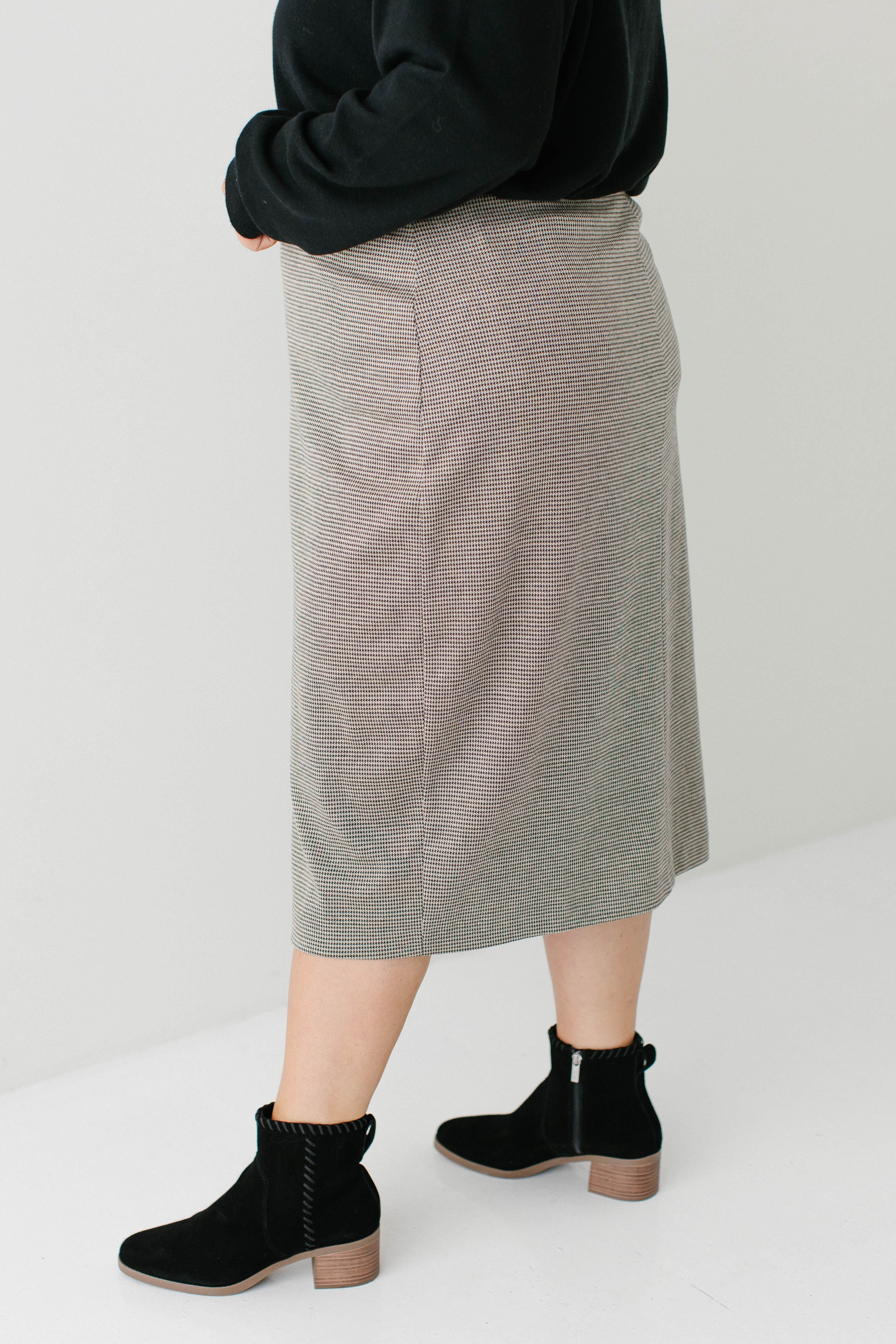 Corryn Houndstooth Pencil Midi Skirt FINAL SALE - Image 11