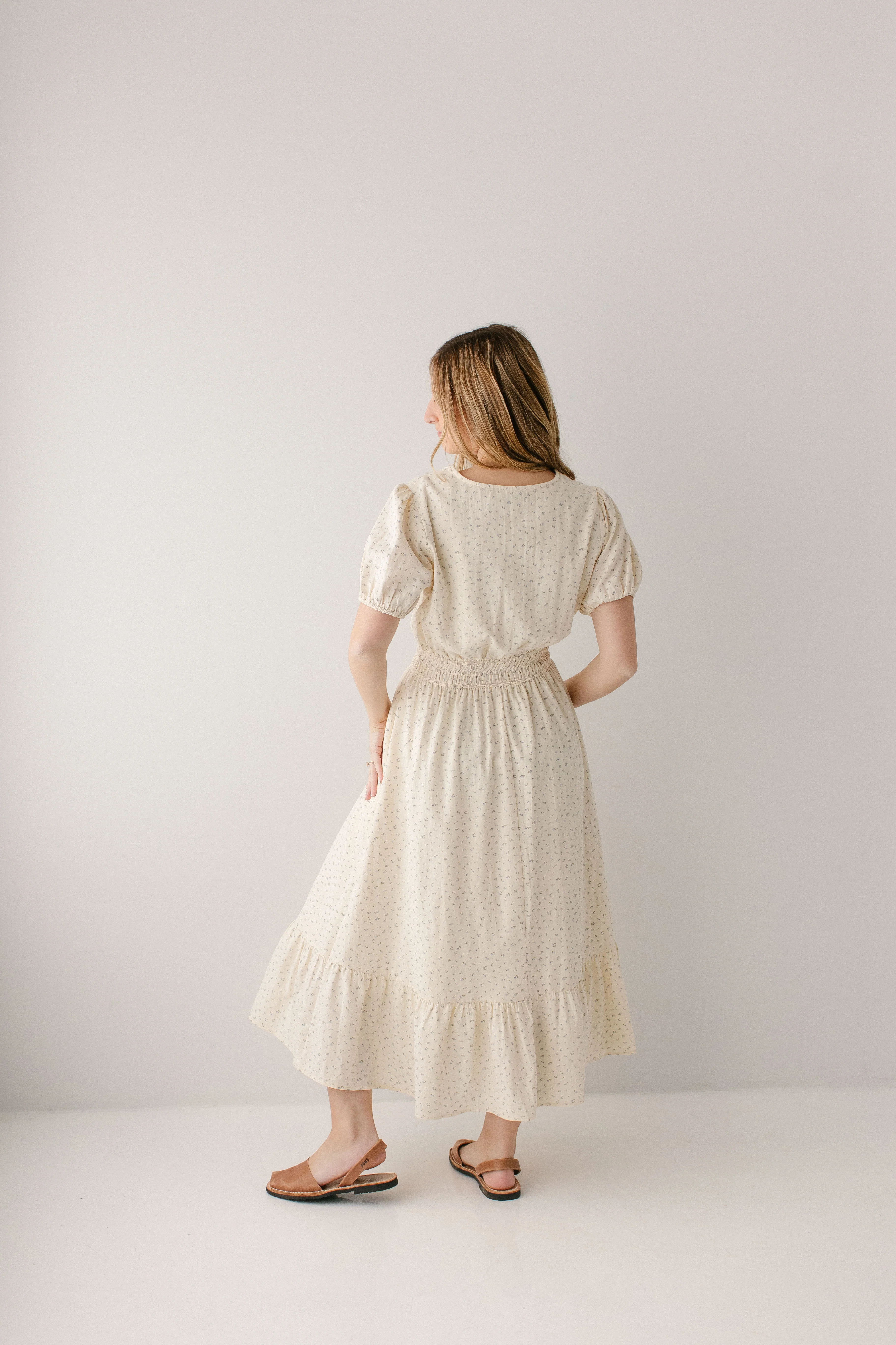 Elsie Blue Ditsy Floral Midi Dress - Image 7
