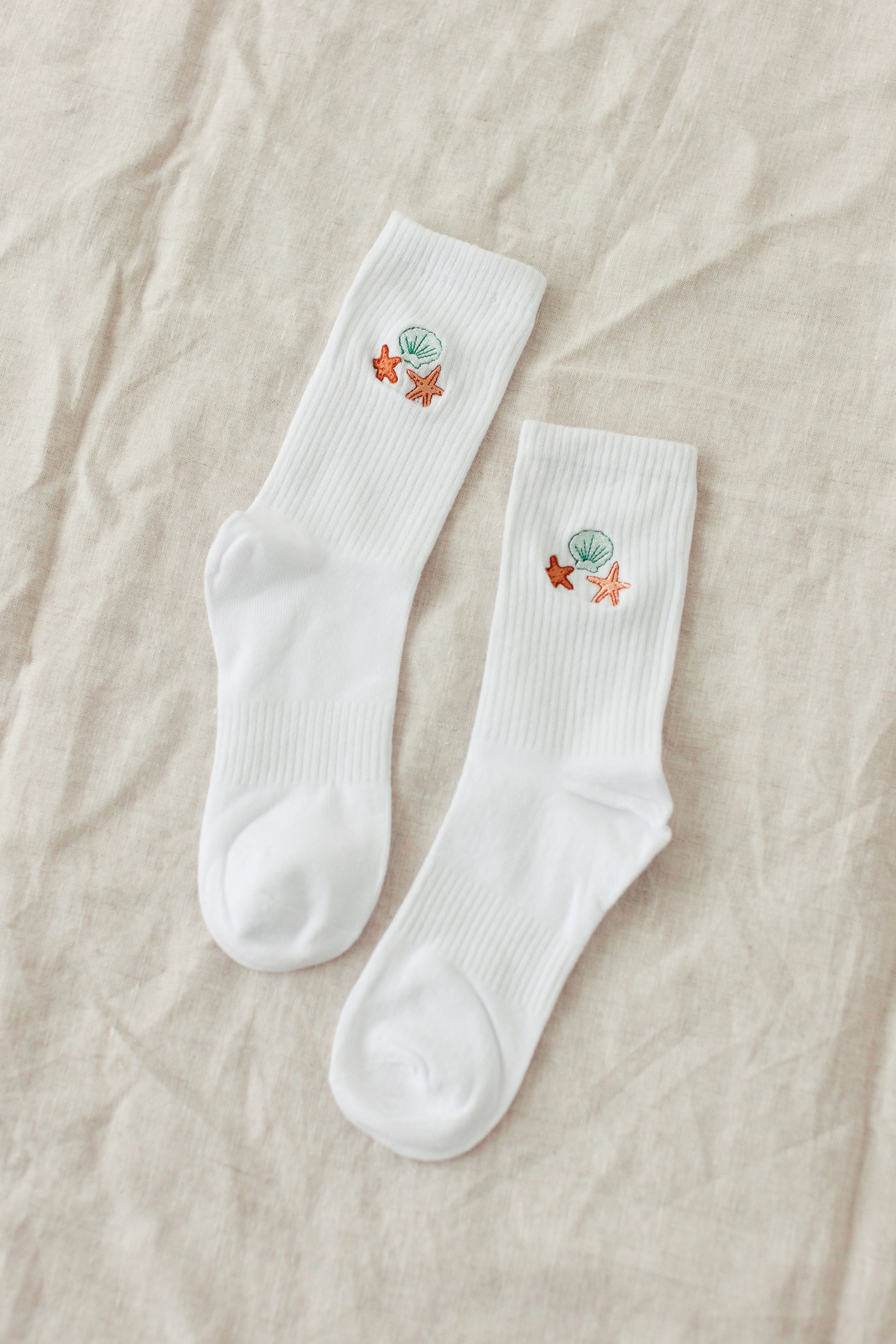 Embroidered Seashell Crew Socks - Image 3