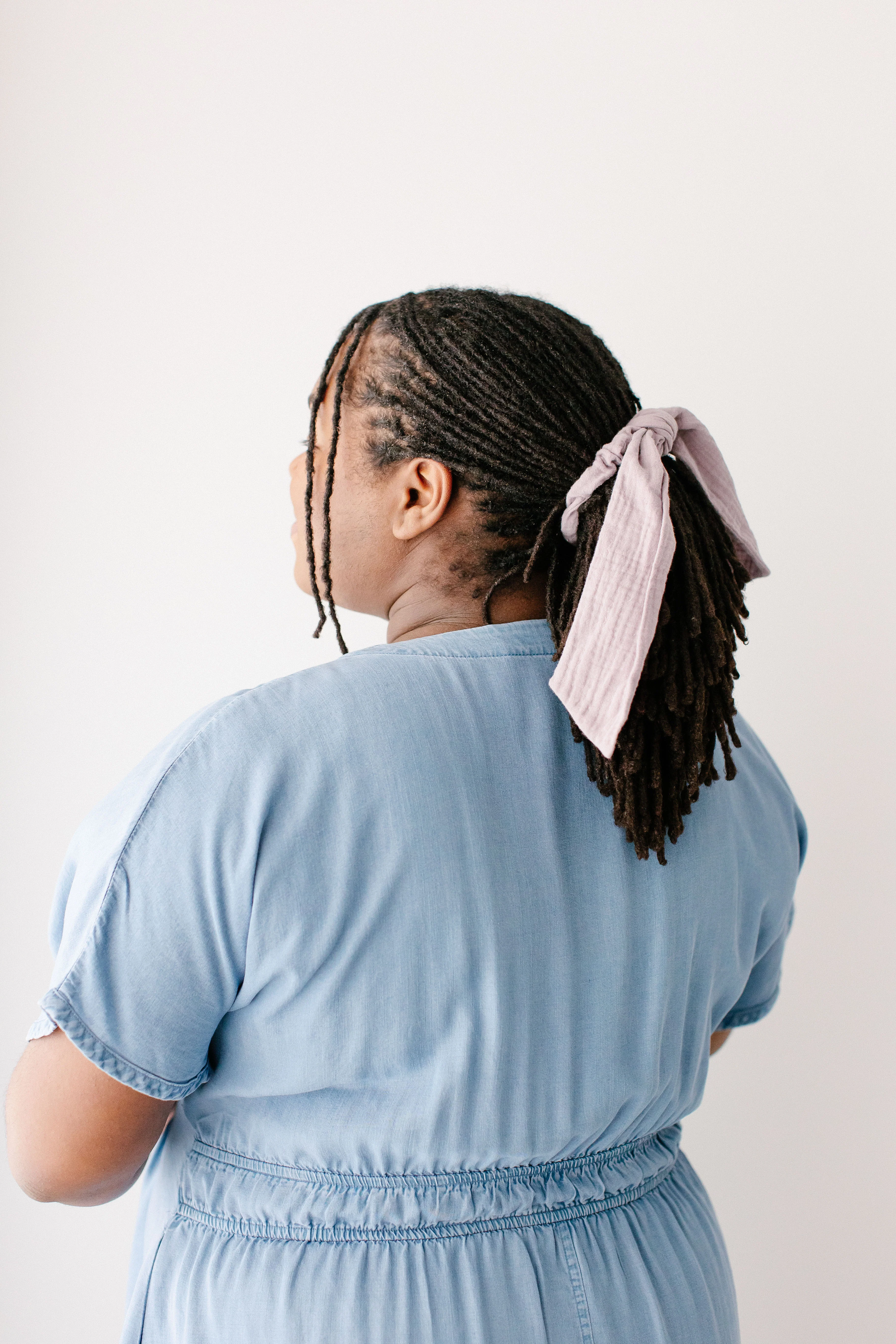 Emilia Pleated Chambray Midi Dress - Image 13