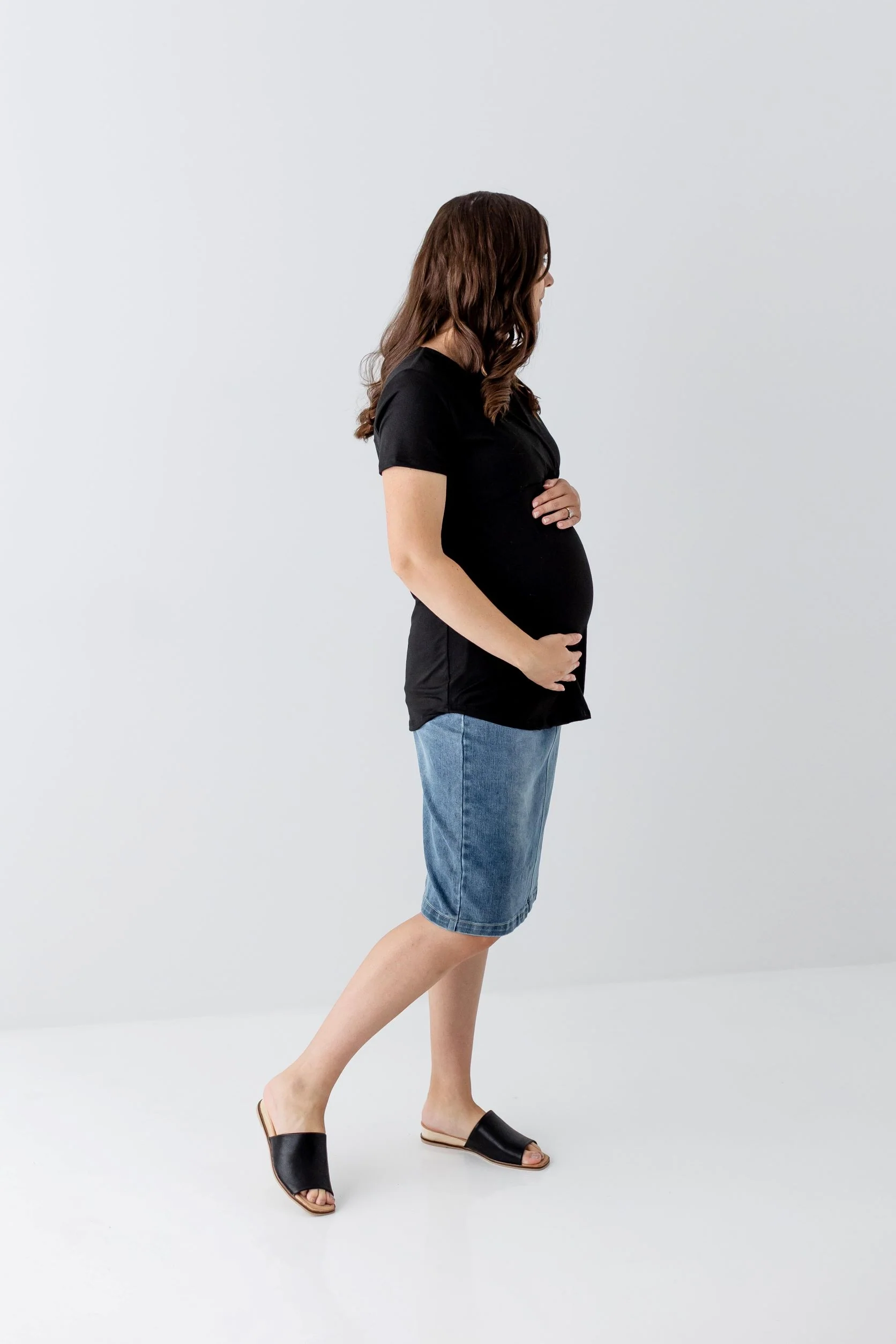 Everlee Stretch Denim Maternity Skirt - Image 6