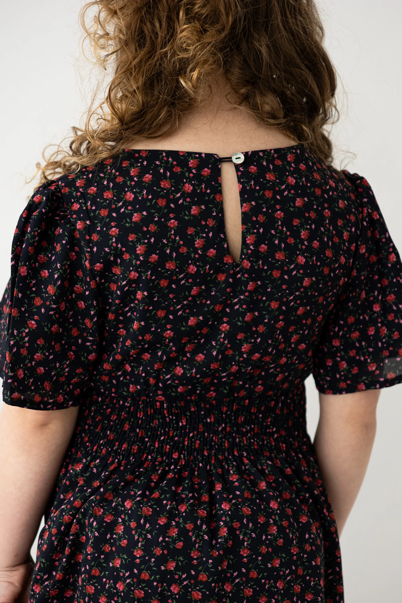 Felicity Girl Rose Print Dress - Image 4