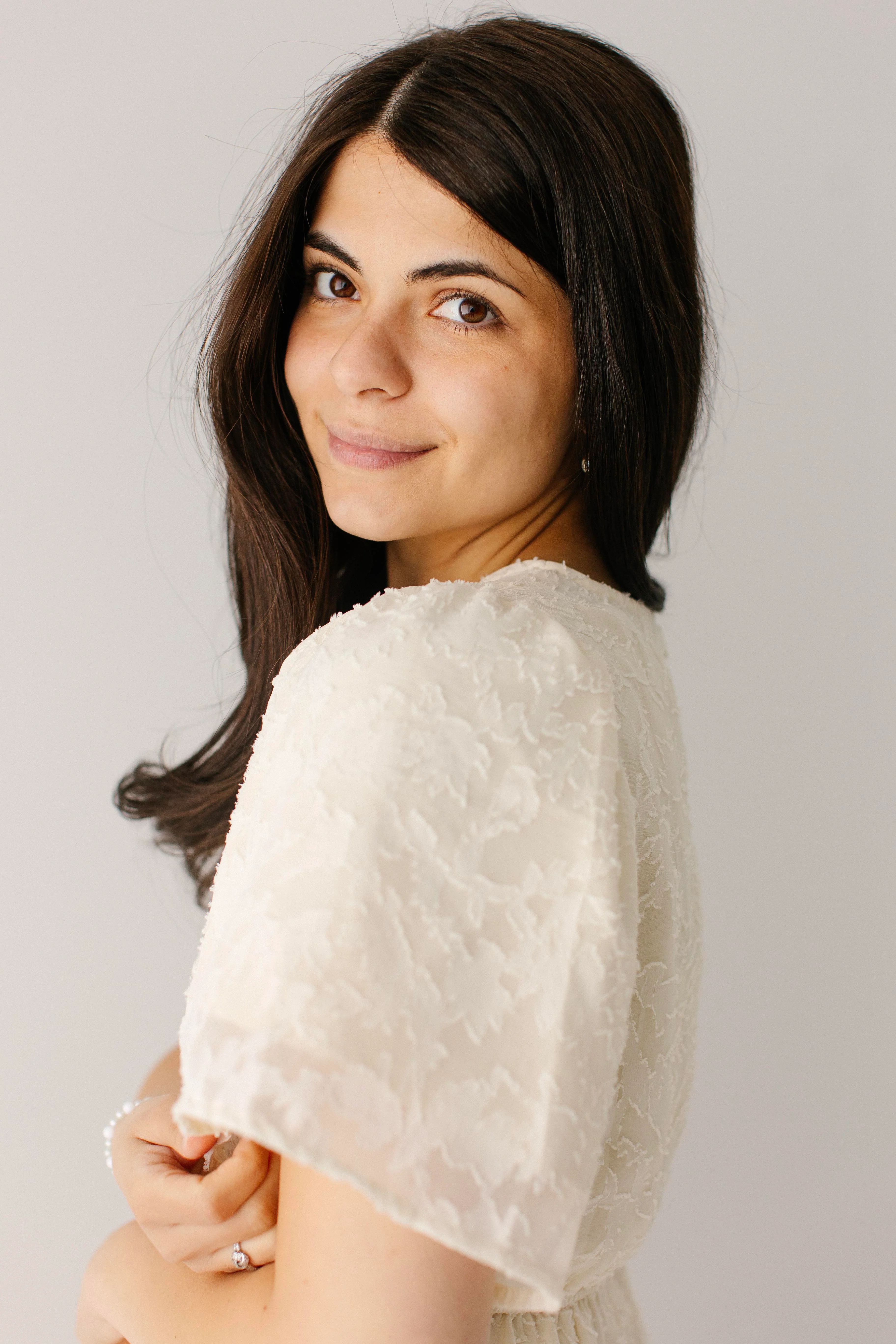 Geneva Textured Flutter Sleeve Midi Dress - Image 5