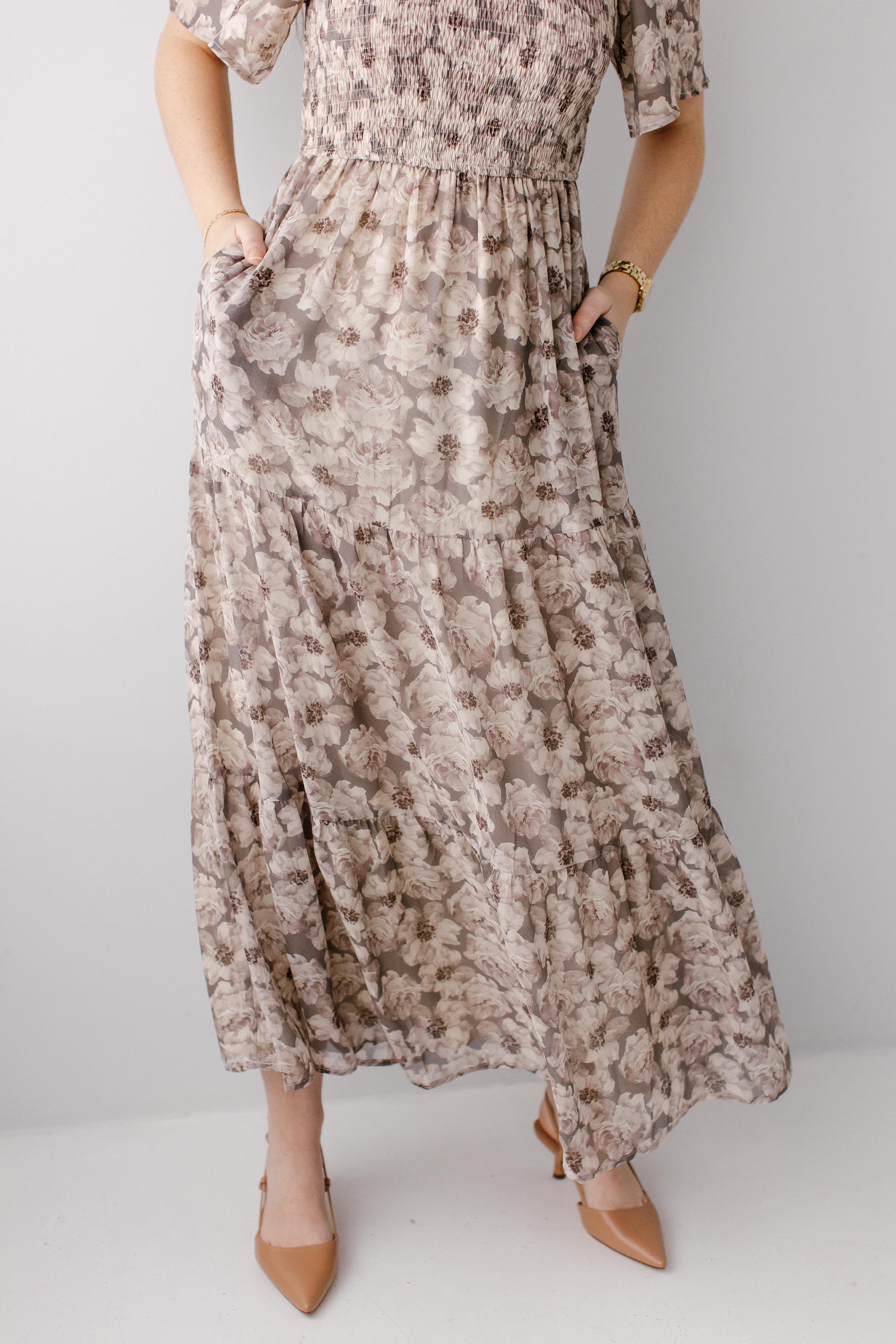 'Genevieve' Floral Print Smocked Bodice Maxi Dress - Image 5