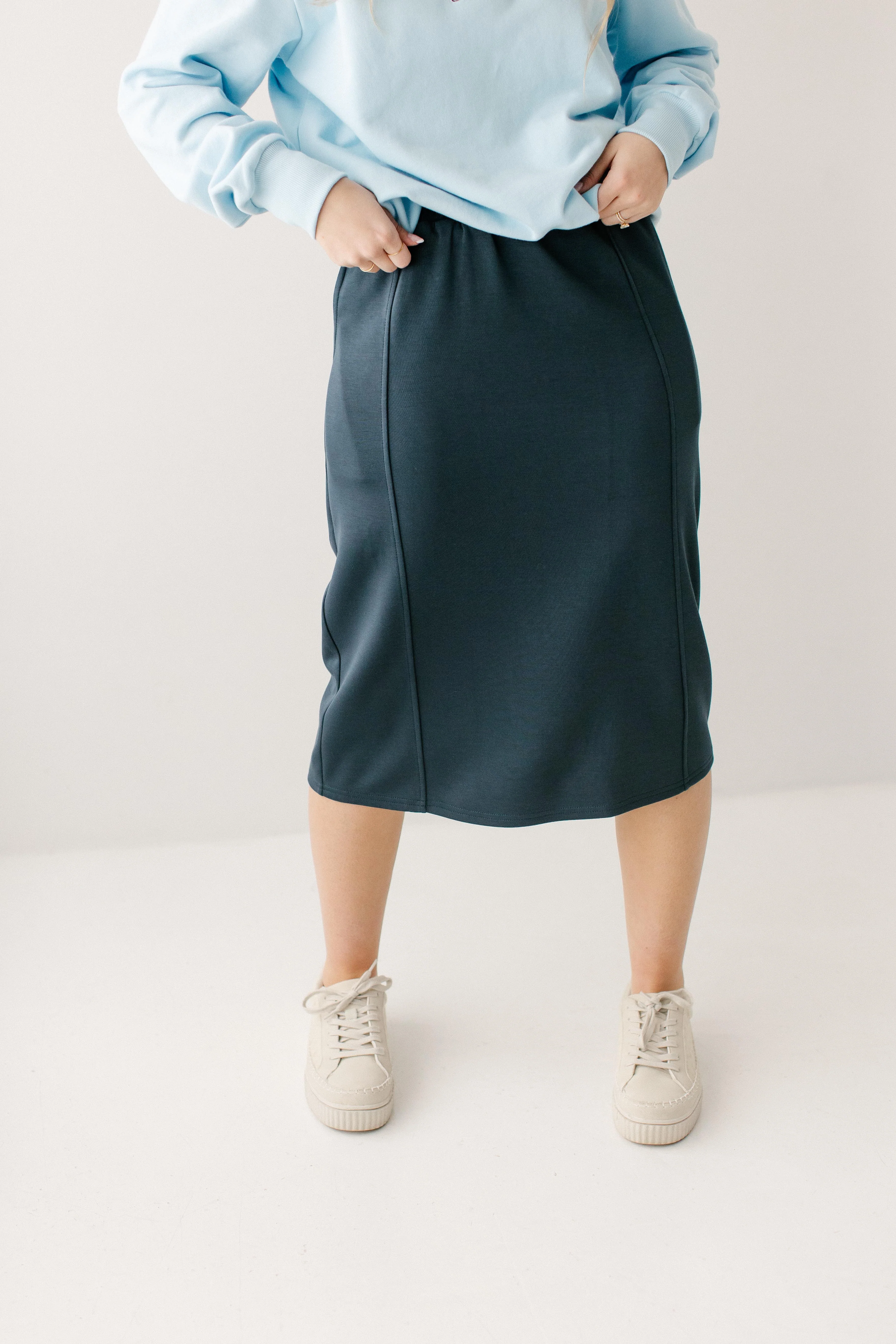 Gilligan Elastic Waist Midi Skirt - Image 7