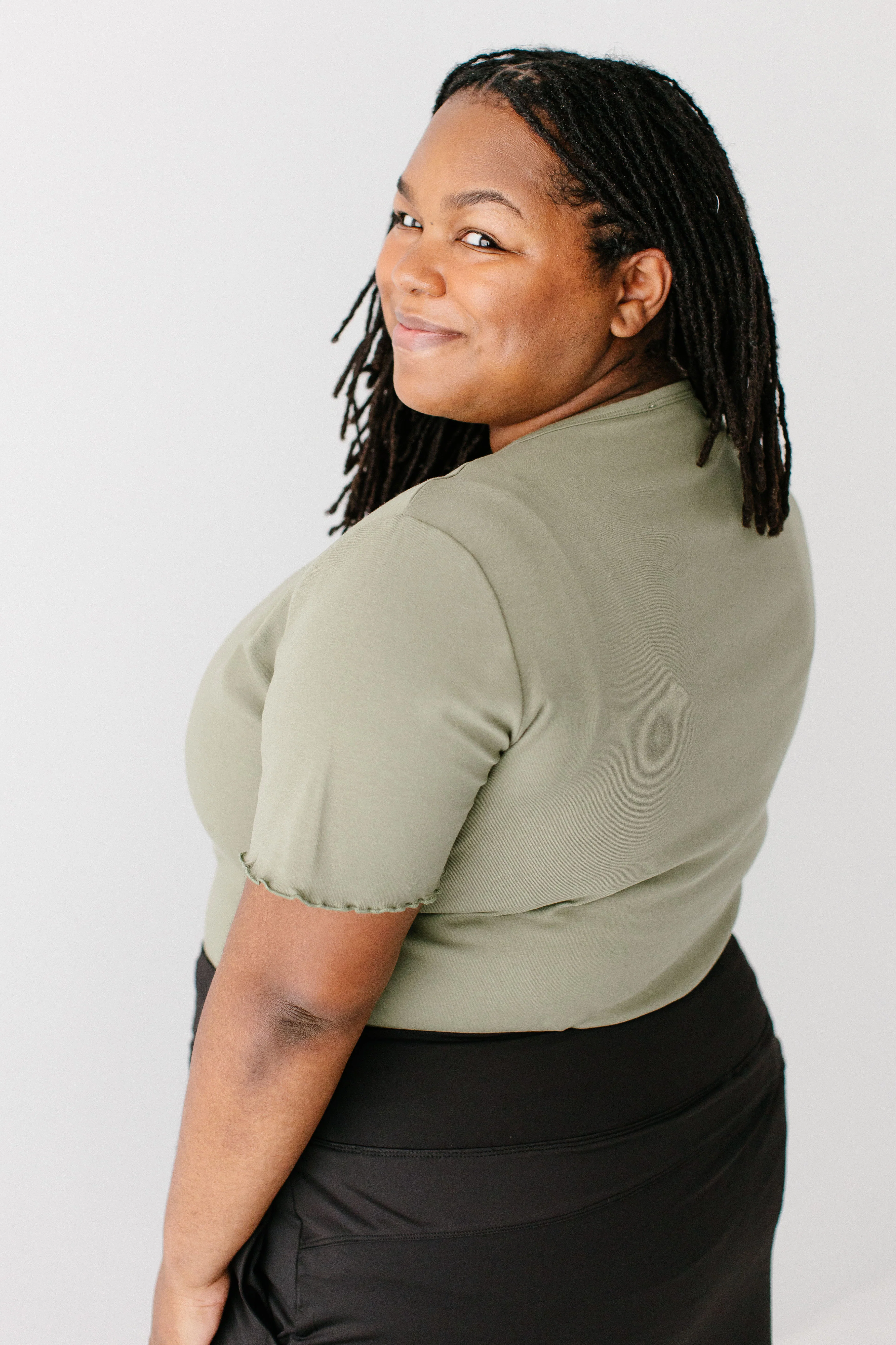 Hillary Lettuce Hem Top - Image 10