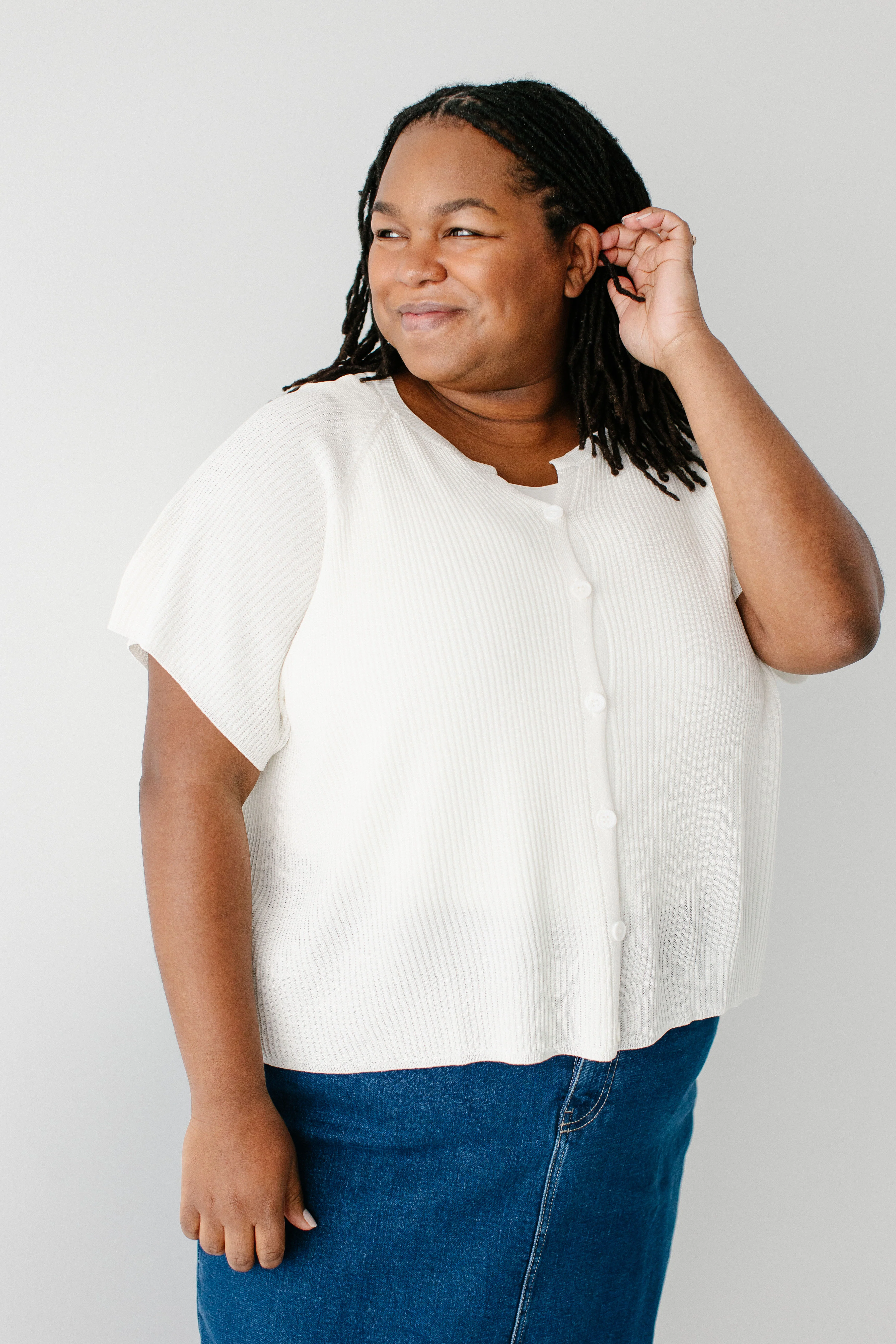 Jocelyn Short Sleeve Cardigan Top - Image 3