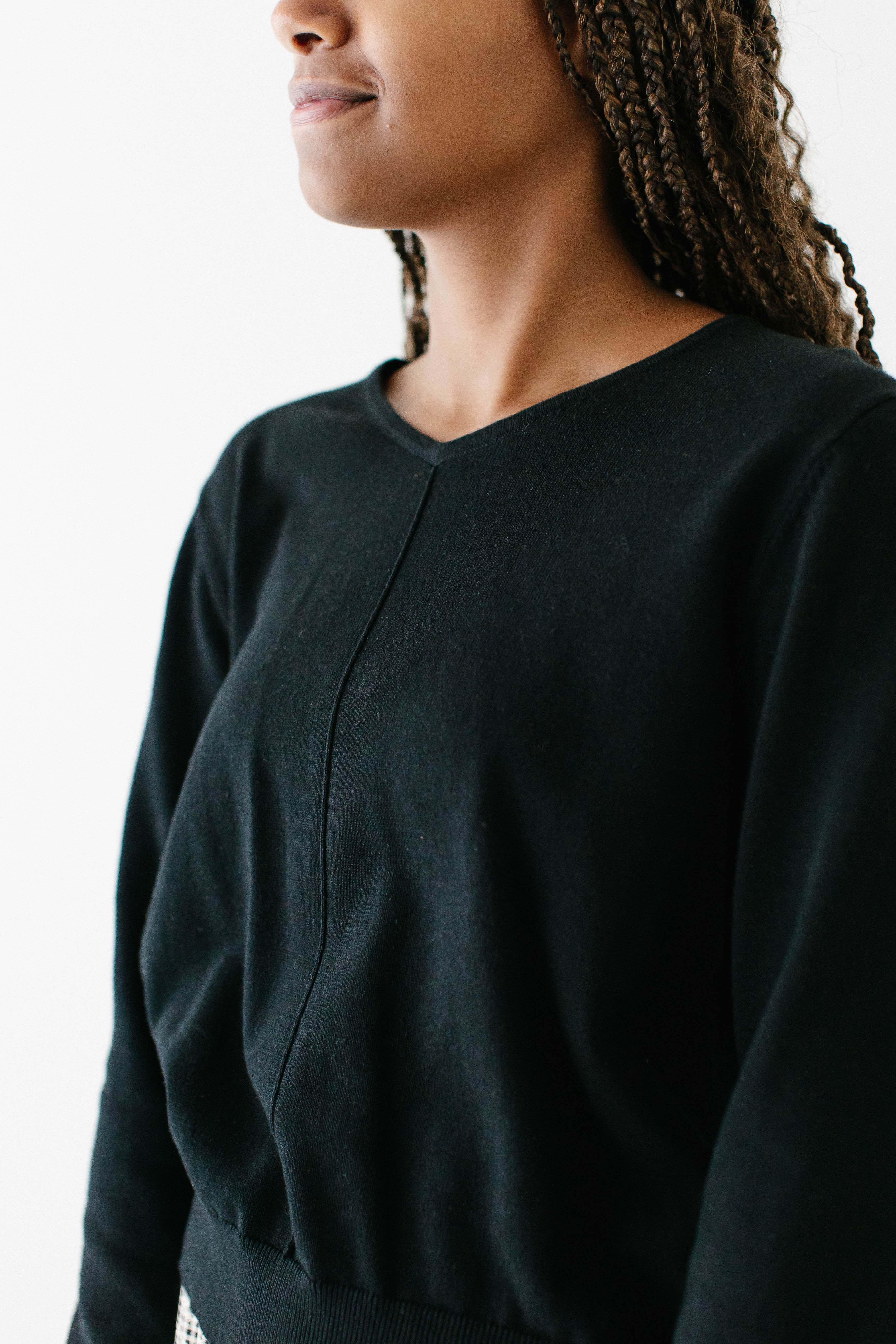 Kelsie Lightweight Cotton V-Neck Sweater FINAL SALE - Image 6