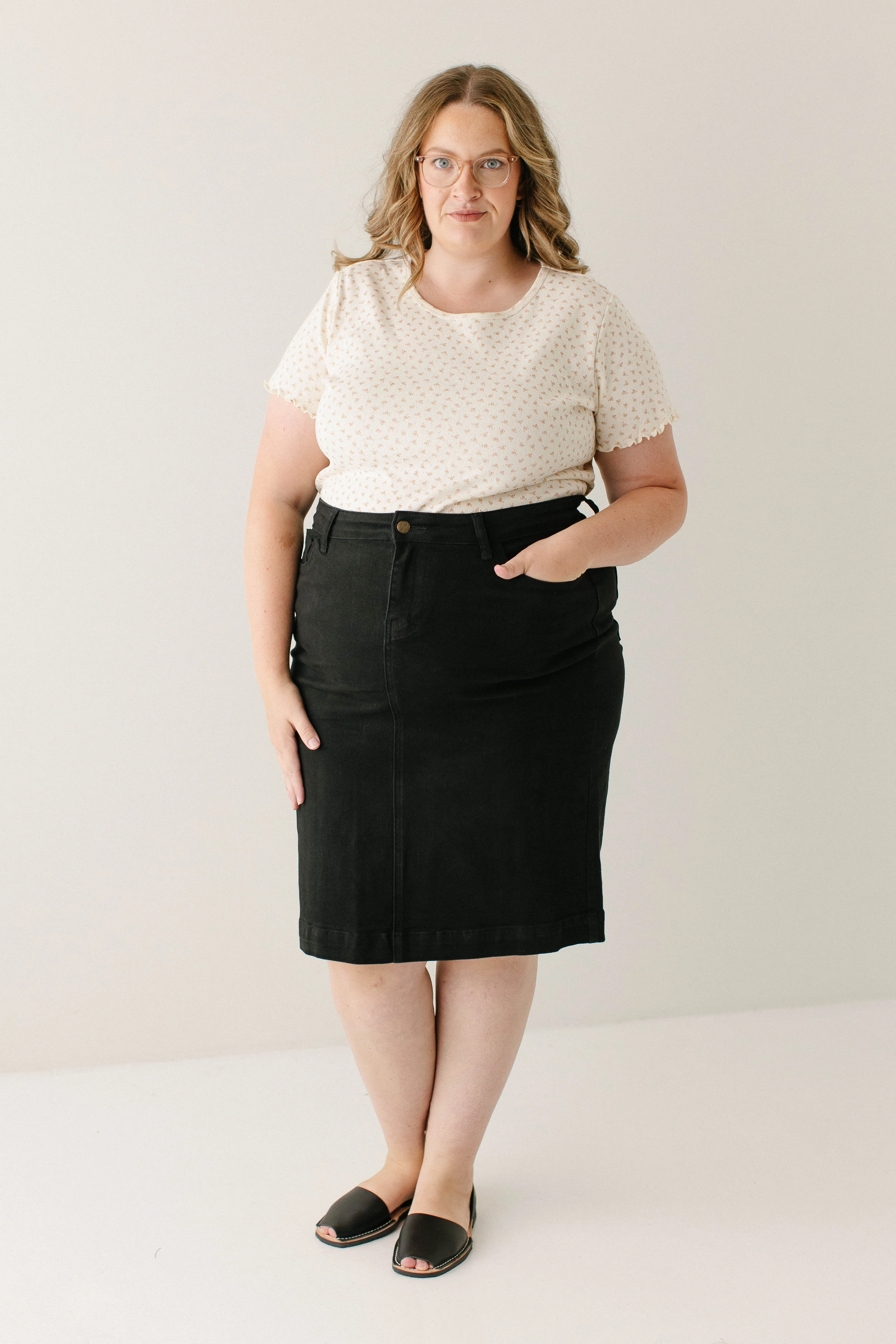 Leah Stretch Denim Skirt in Black FINAL SALE - Image 3
