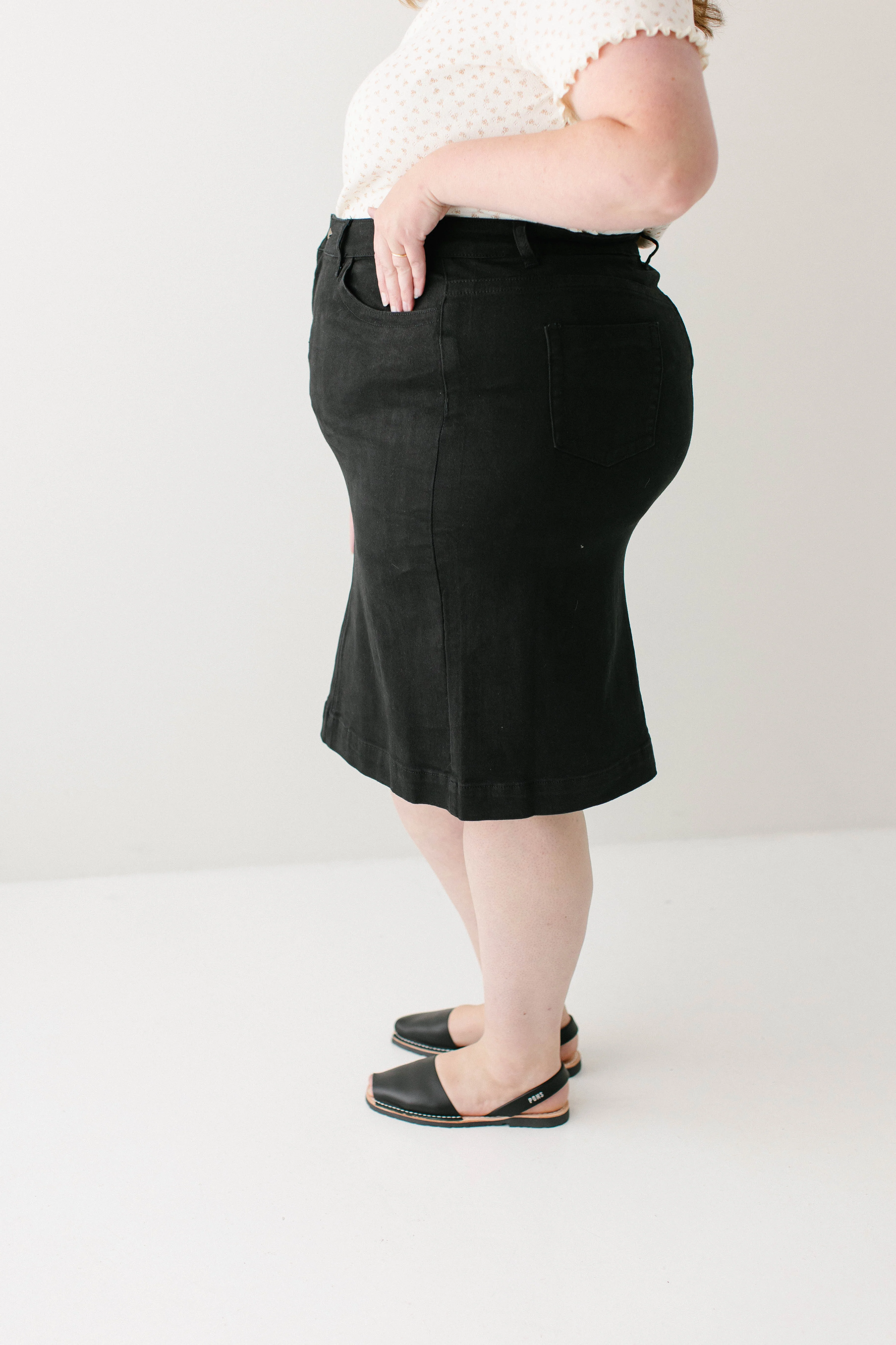 Leah Stretch Denim Skirt in Black FINAL SALE - Image 7