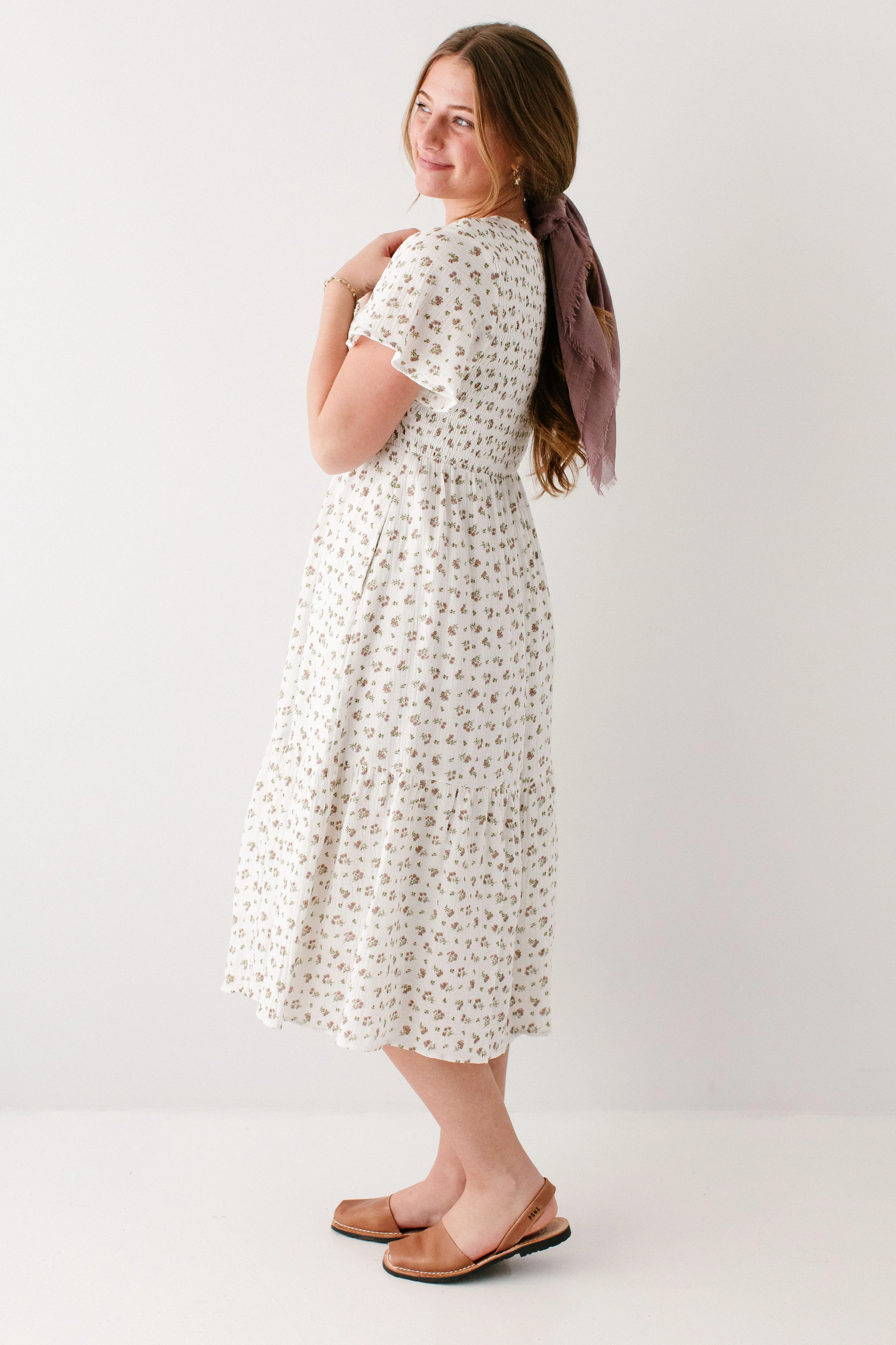 Lynette Smocked Bodice Floral Midi Dress - Image 5