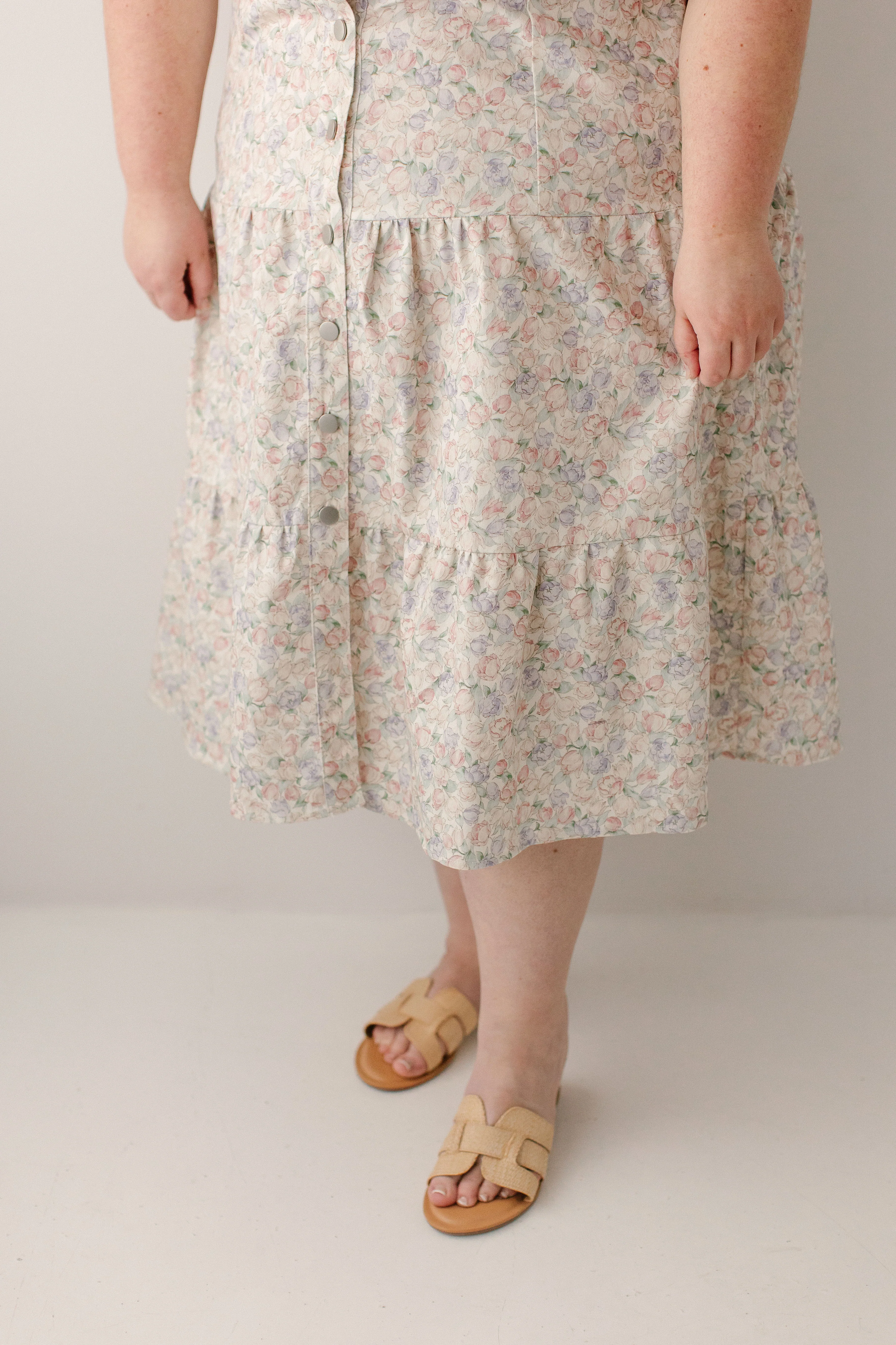 Marguerite Tulip Floral Button Down Midi Dress - Image 12