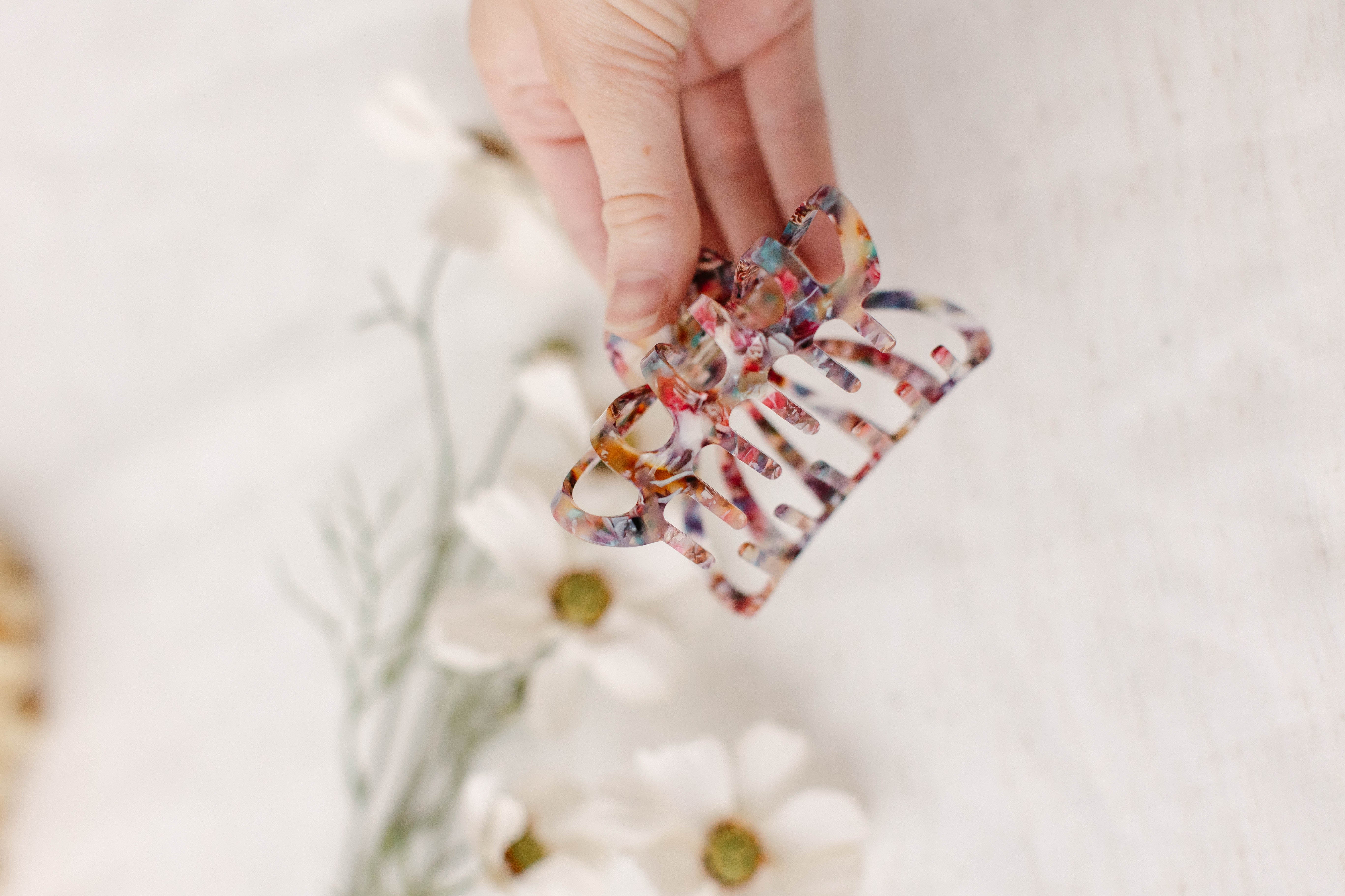 Multi Color Claw Clip - Image 4