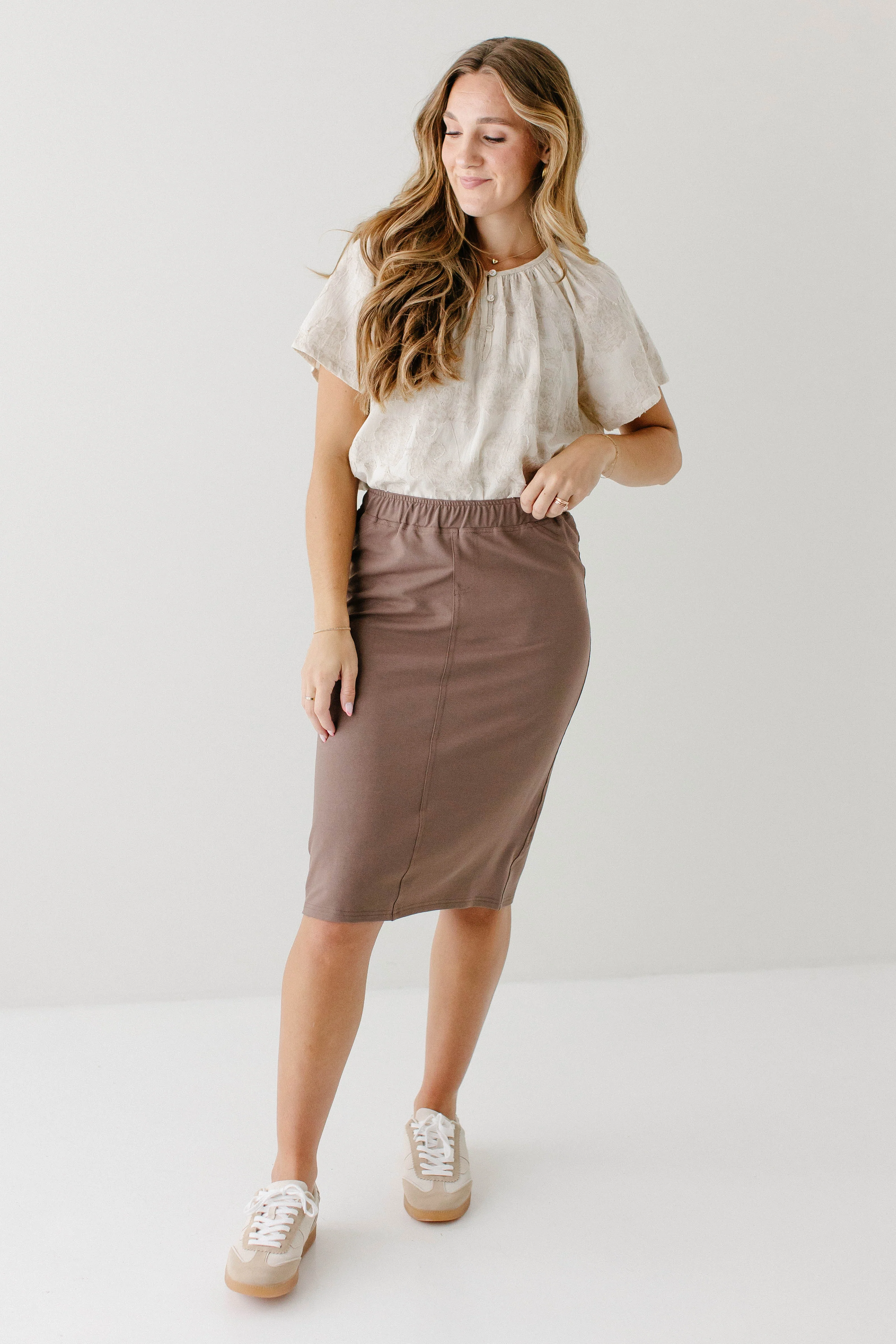 Piper Knee Length Knit Denim Skirt - Image 14