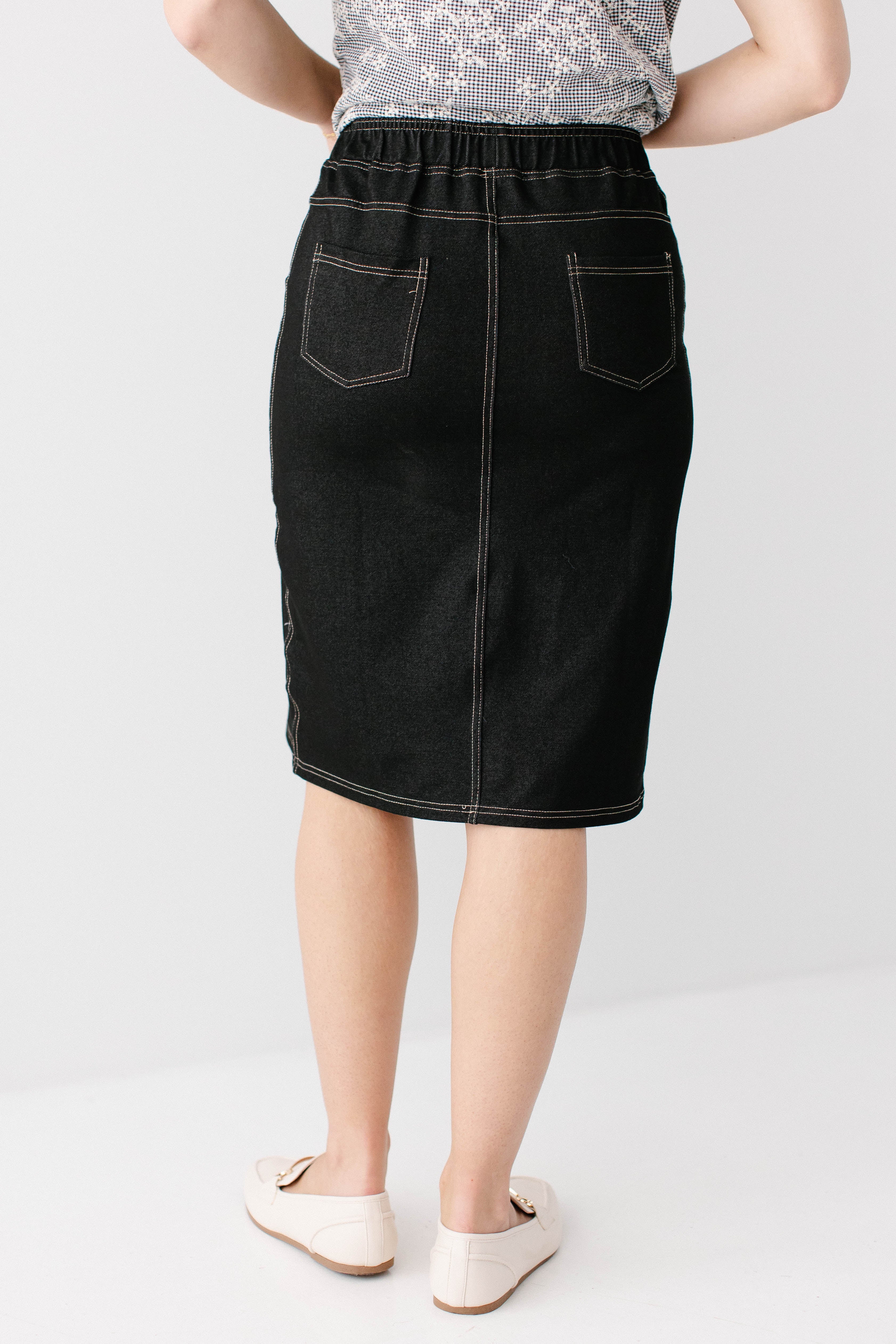 Piper Knee Length Knit Denim Skirt - Image 8