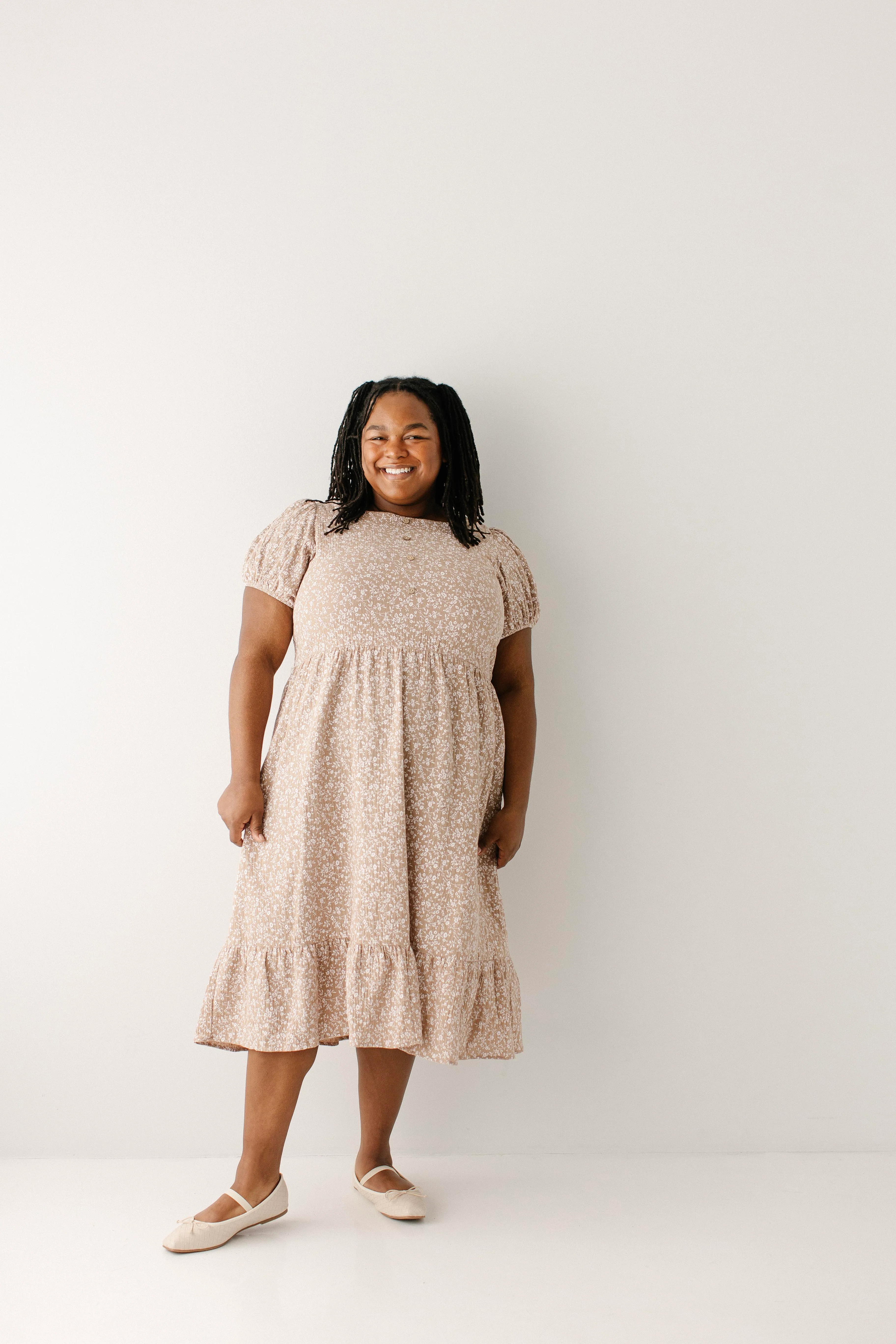 Samantha Smocked Back Ditsy Floral Midi Dress - Image 7