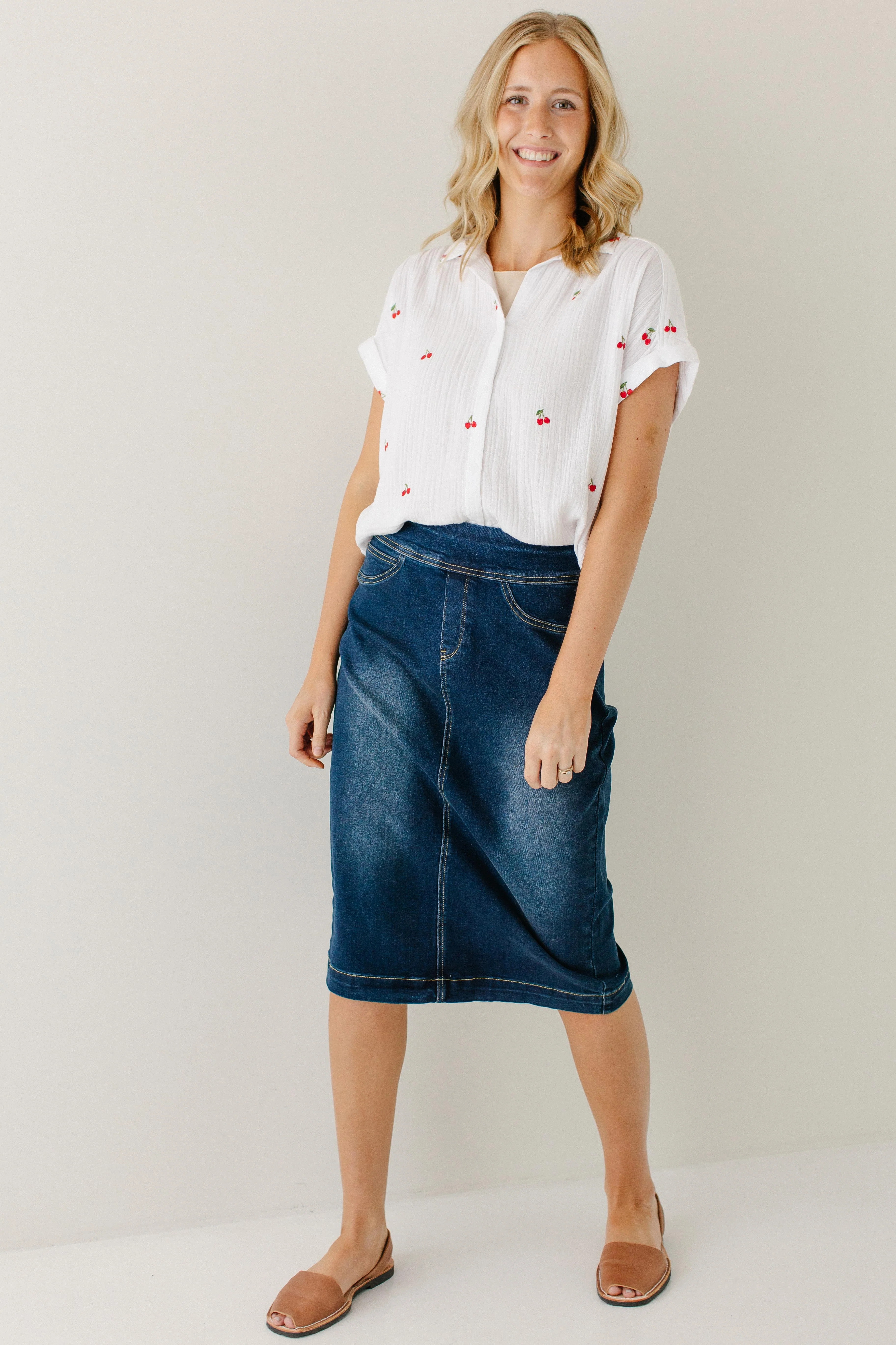 Sara Classic Knee Length Dark Denim Skirt - Image 19