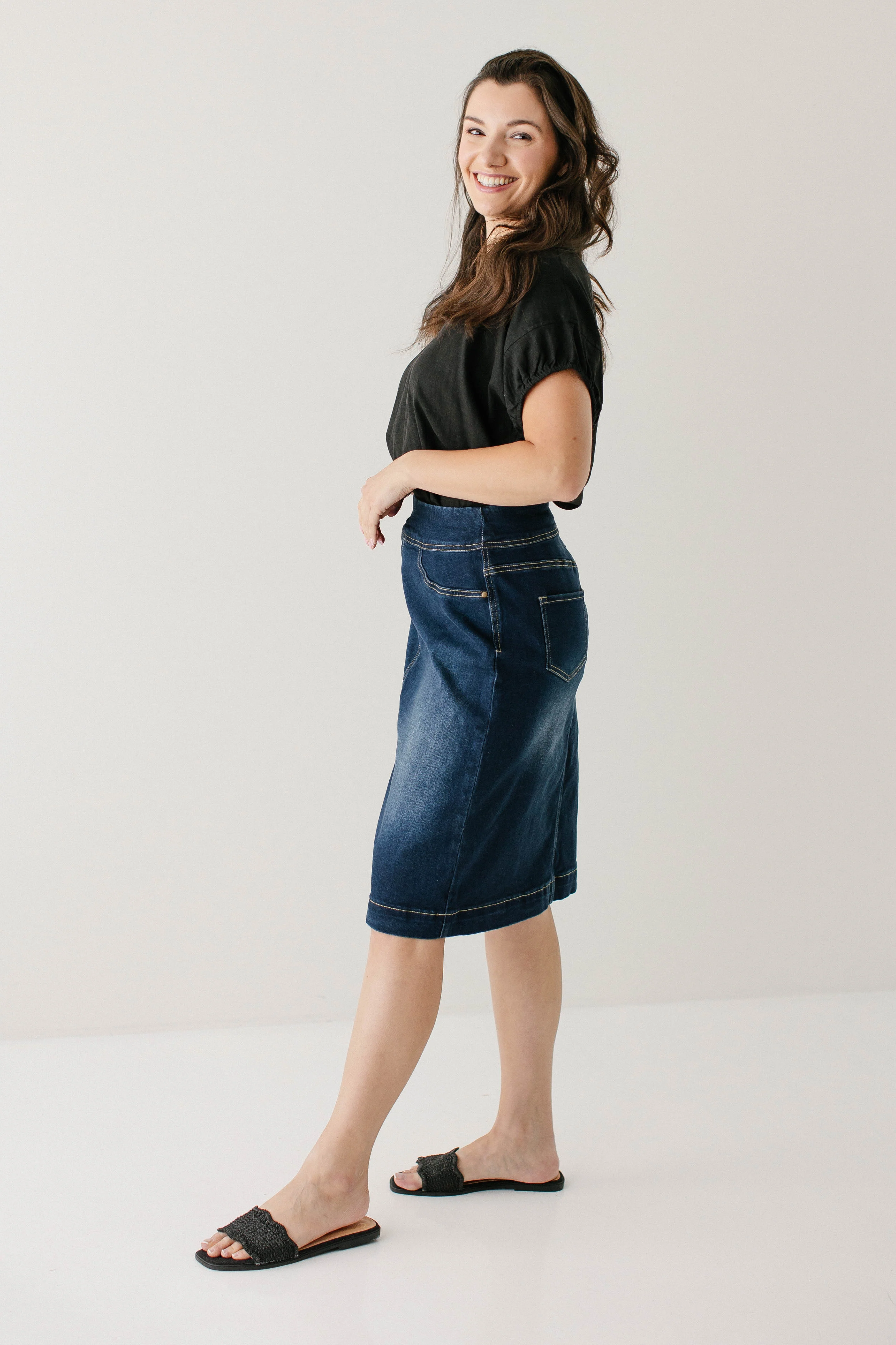 Sara Classic Knee Length Dark Denim Skirt - Image 5