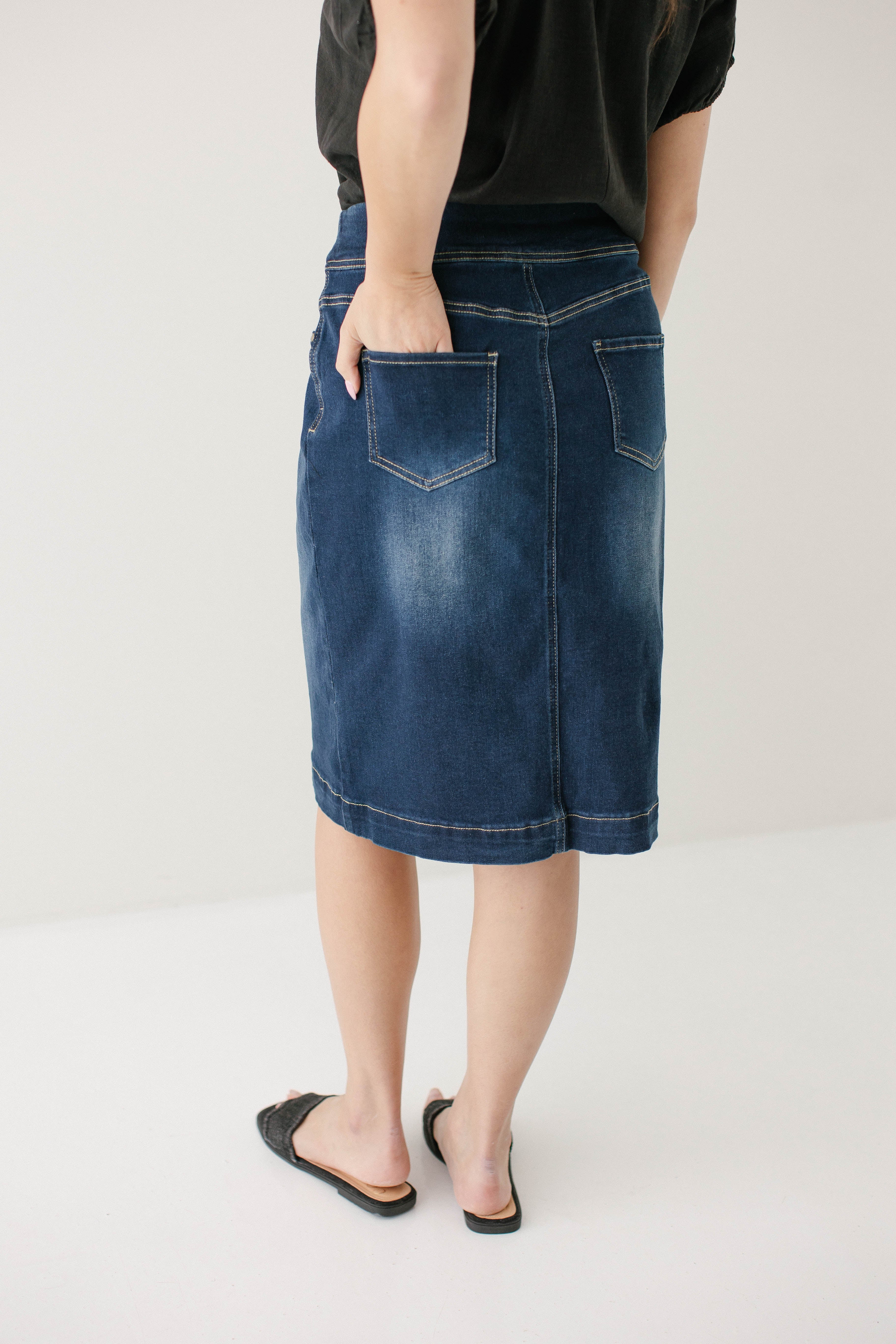 Sara Classic Knee Length Dark Denim Skirt - Image 9