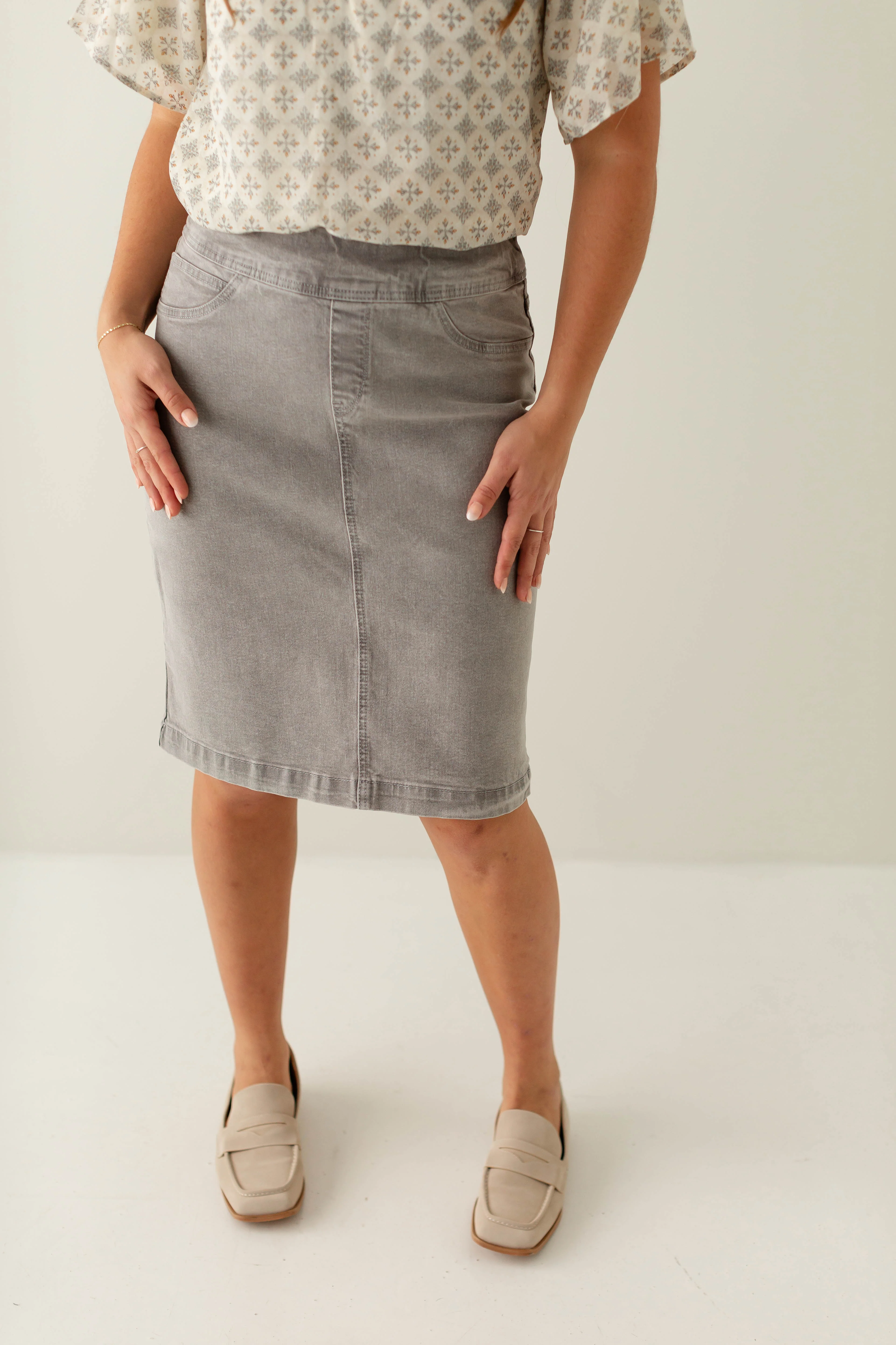 Sara Classic Knee Length Denim Skirt FINAL SALE - Image 10