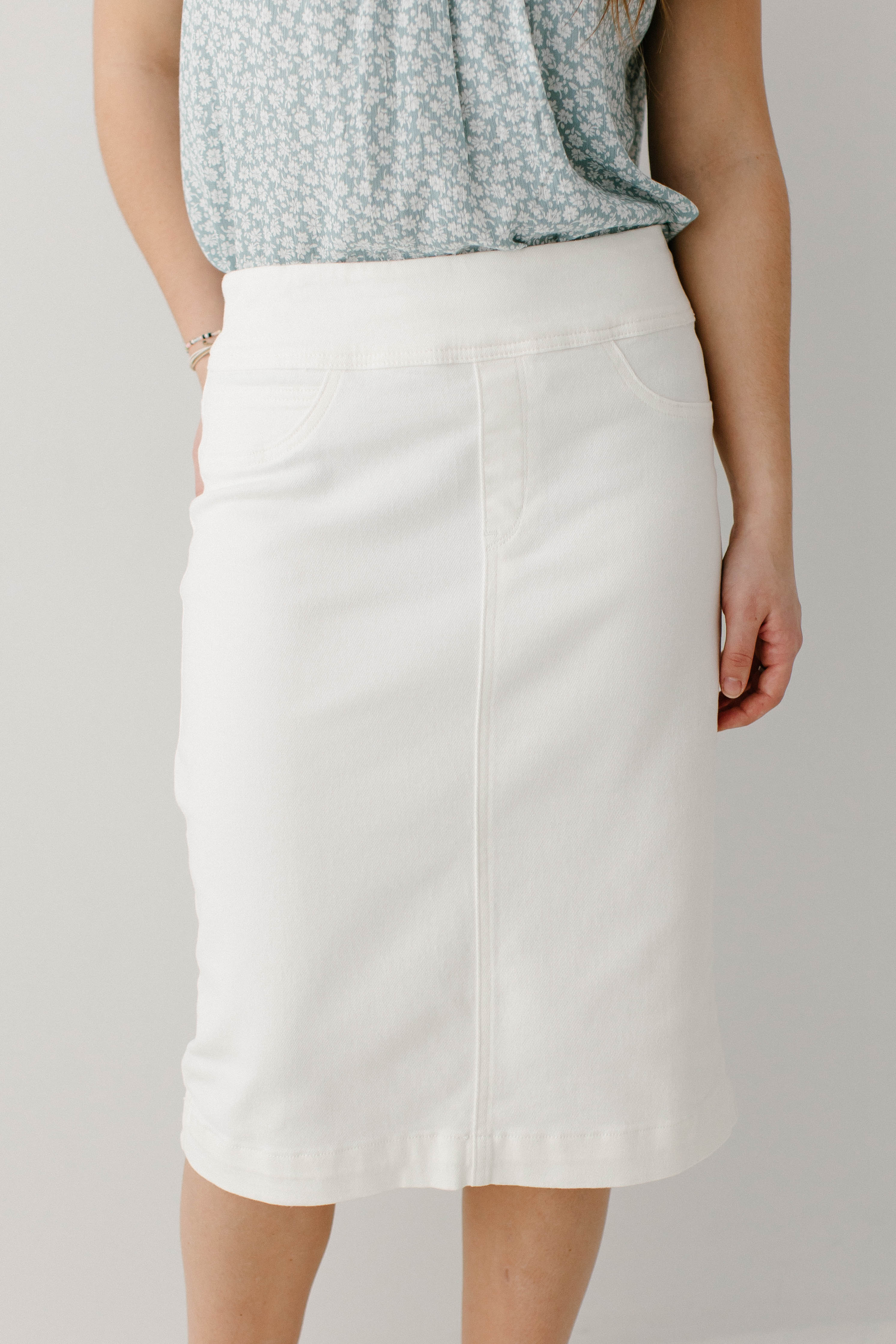 'Sara' Stretch Denim Skirt FINAL SALE - Image 5