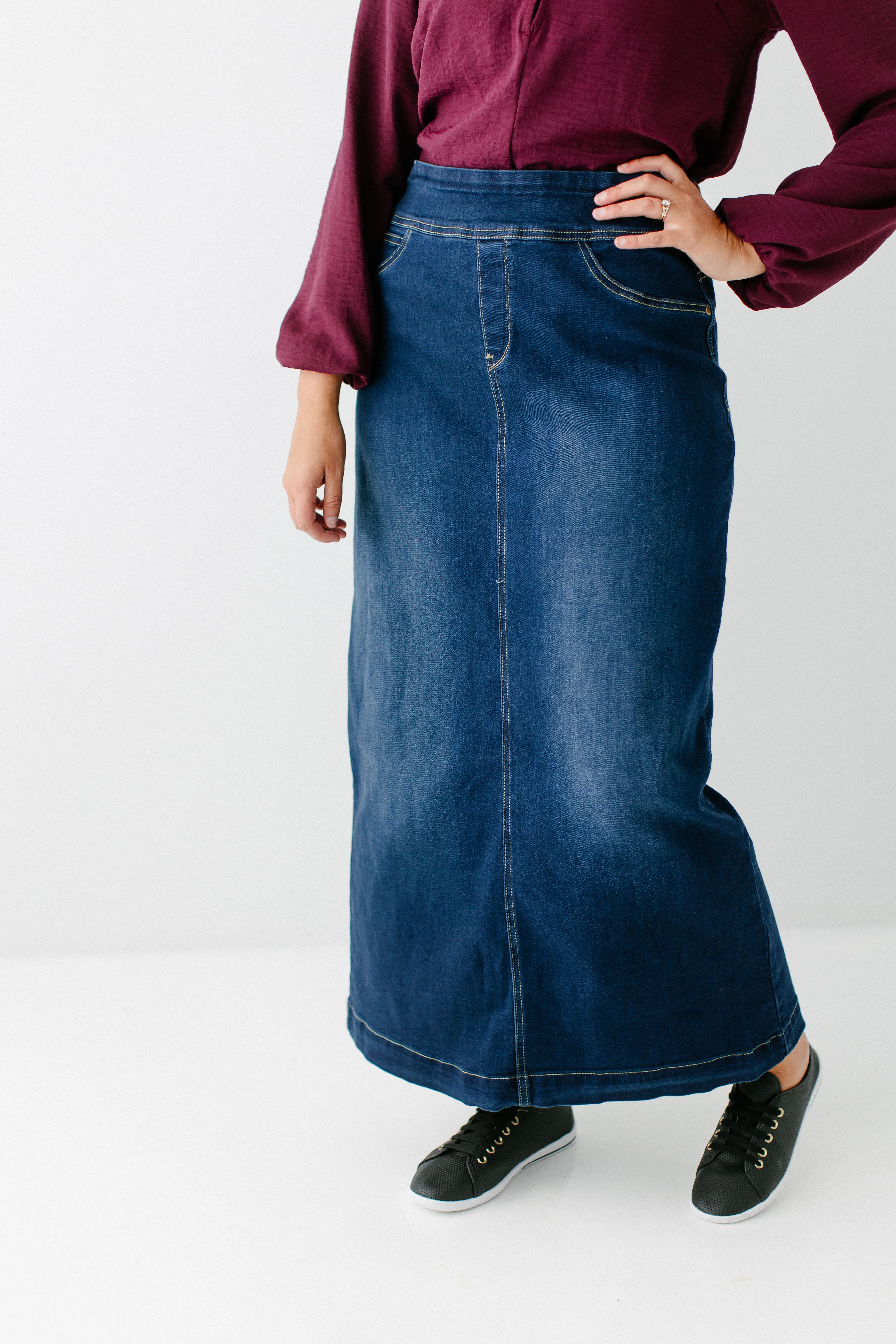 Sara Classic Long Denim Skirt - Image 14