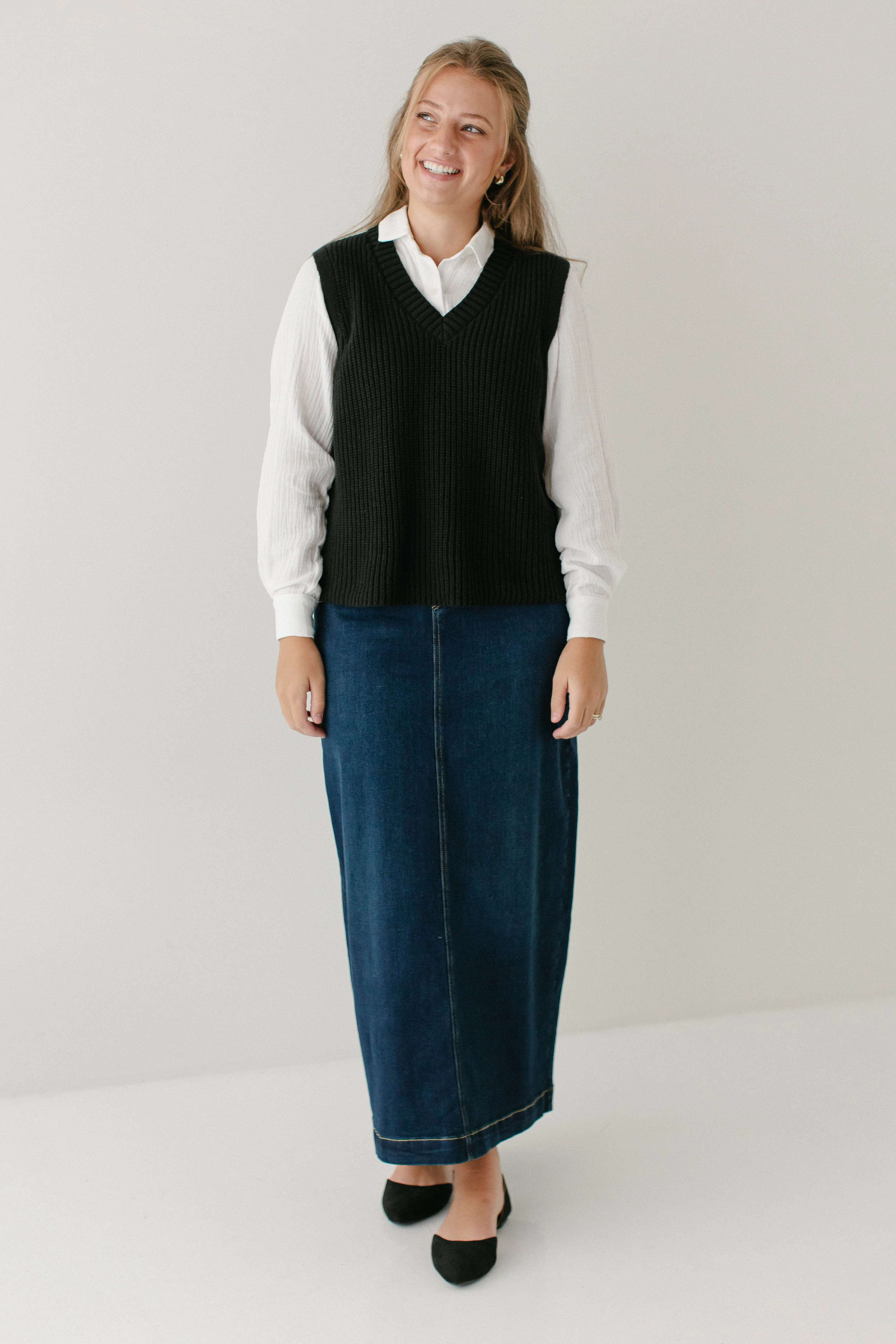 Sara Classic Long Denim Skirt - Image 3