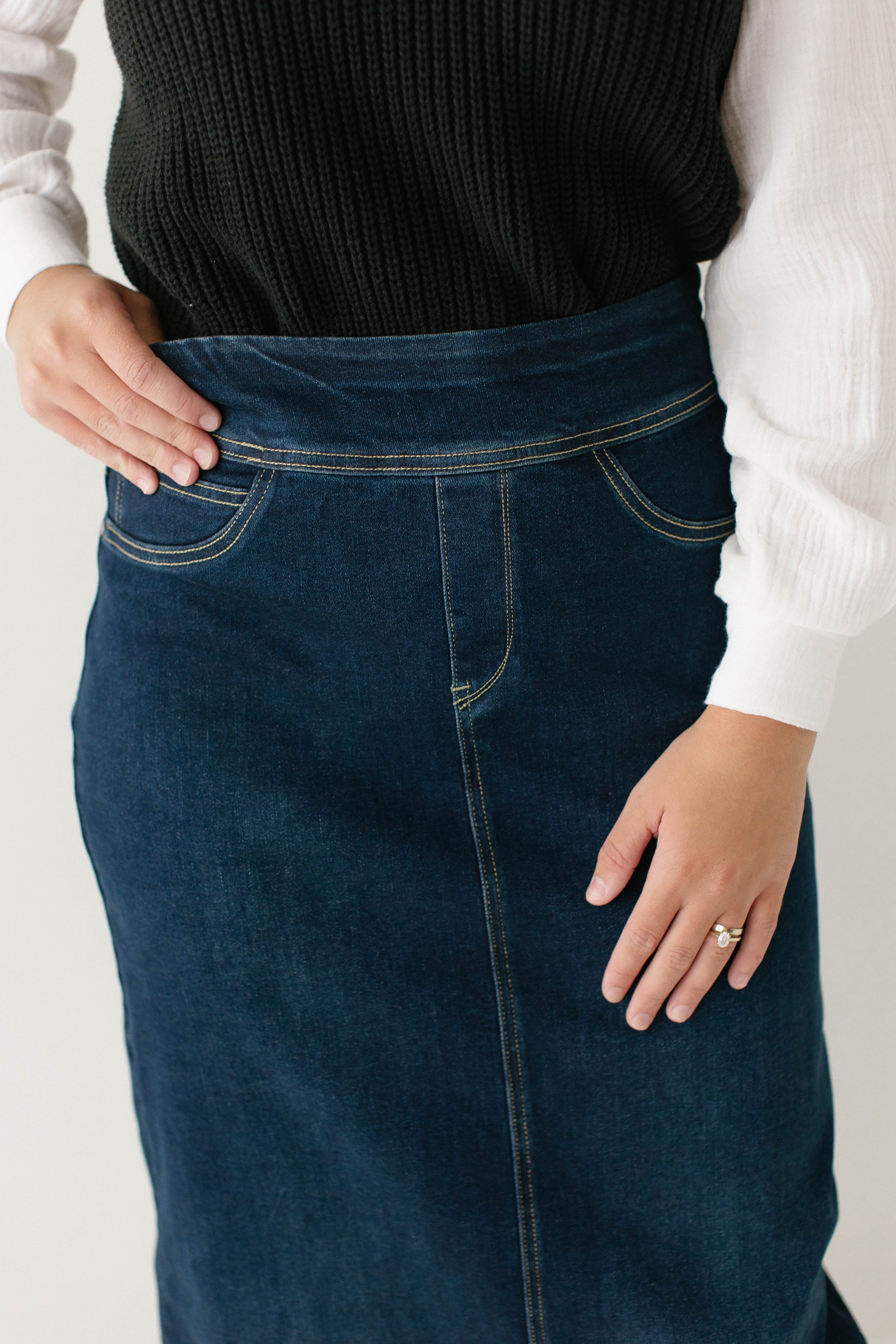 Sara Classic Long Denim Skirt - Image 4