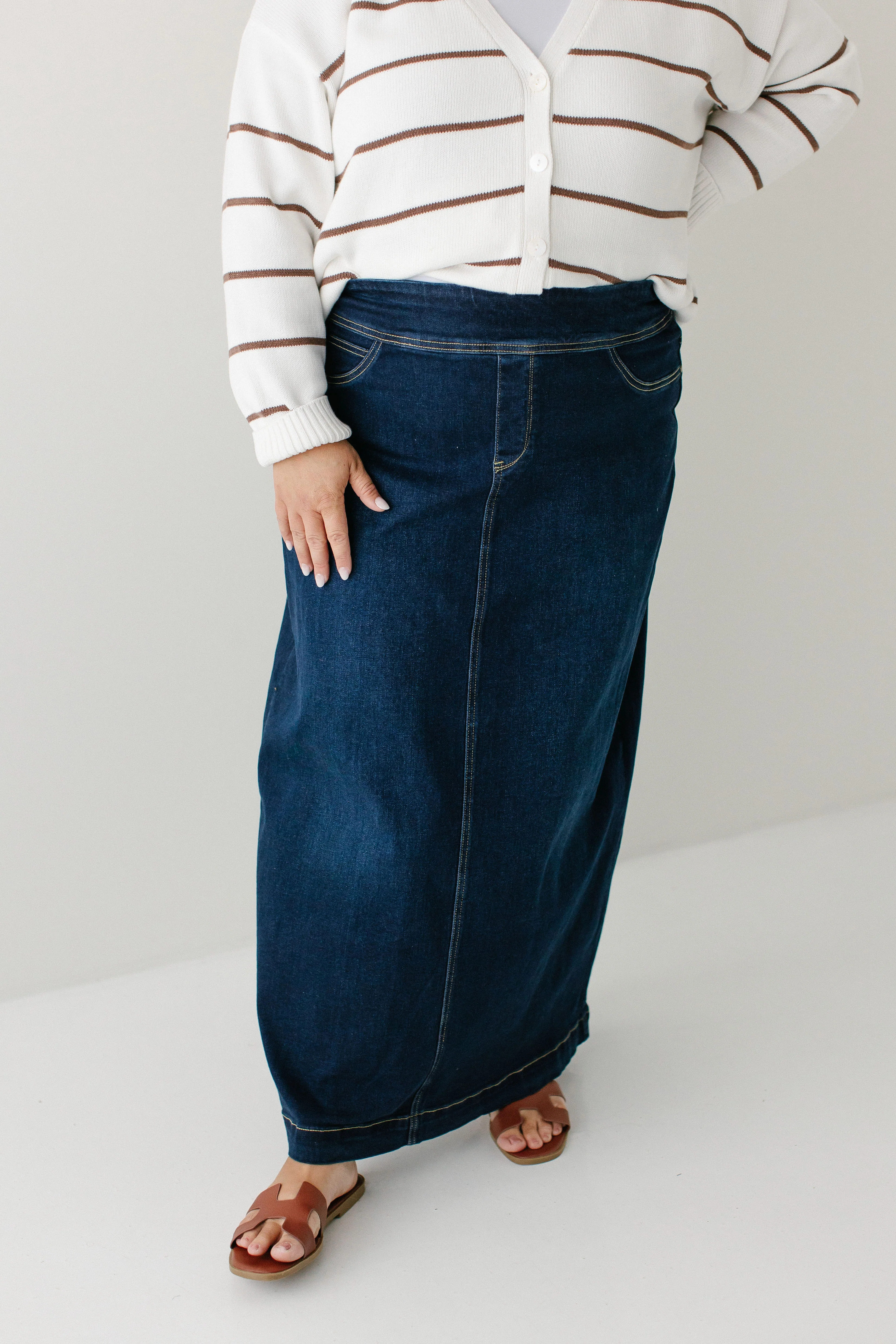 Sara Classic Long Denim Skirt - Image 9