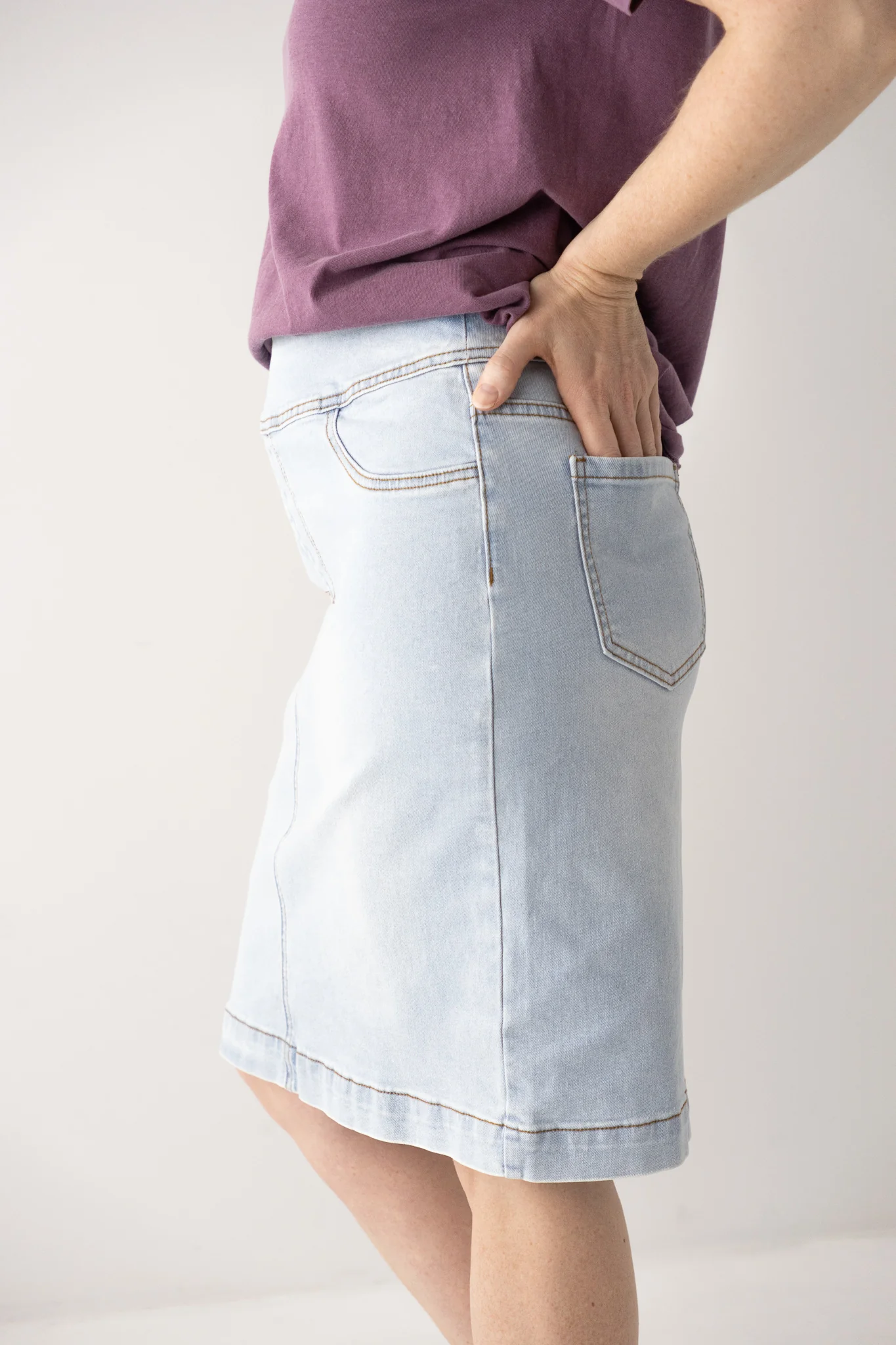 Sara Stretch Denim Skirt - Image 4