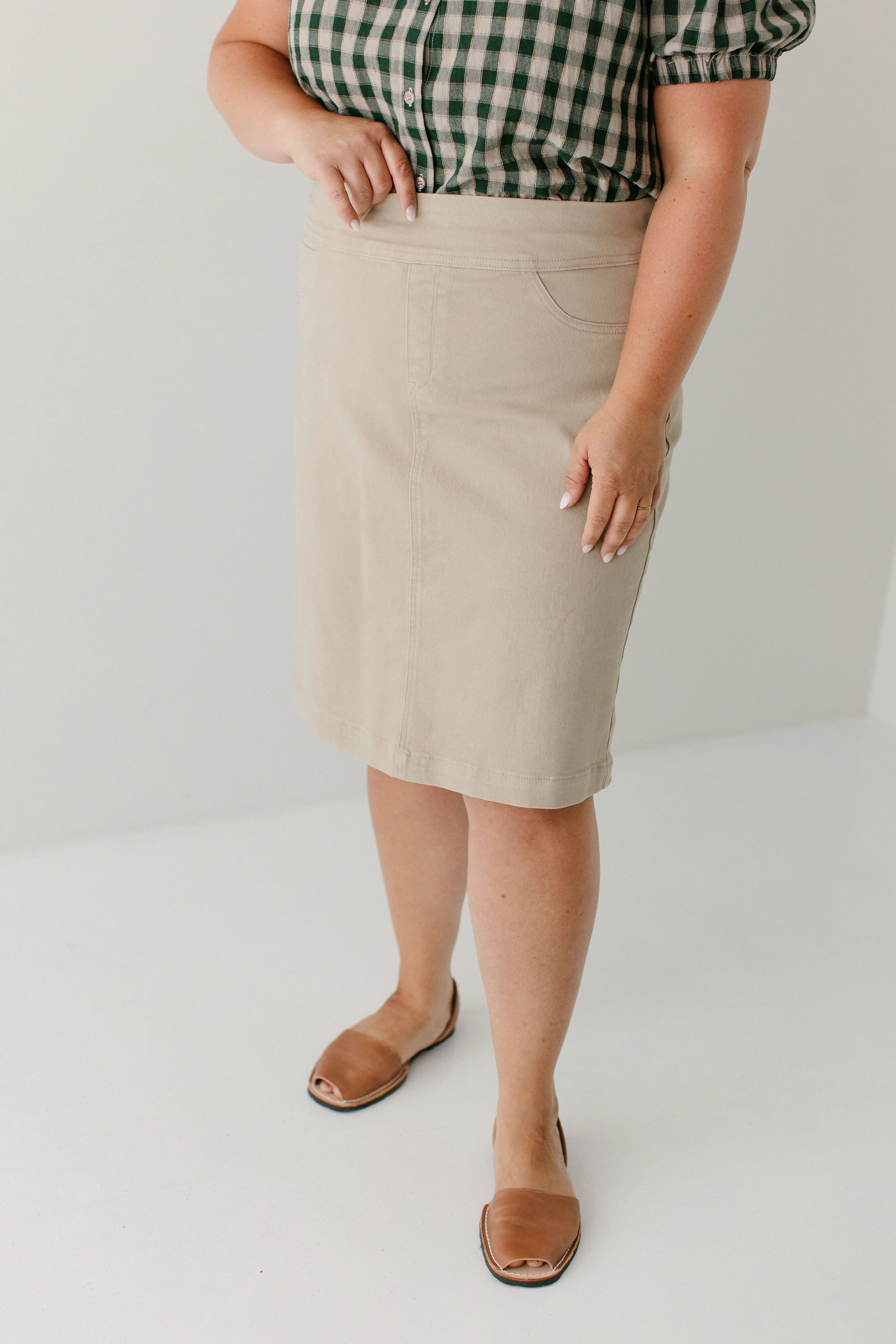 Sara Stretch Denim Skirt in Khaki - Image 11