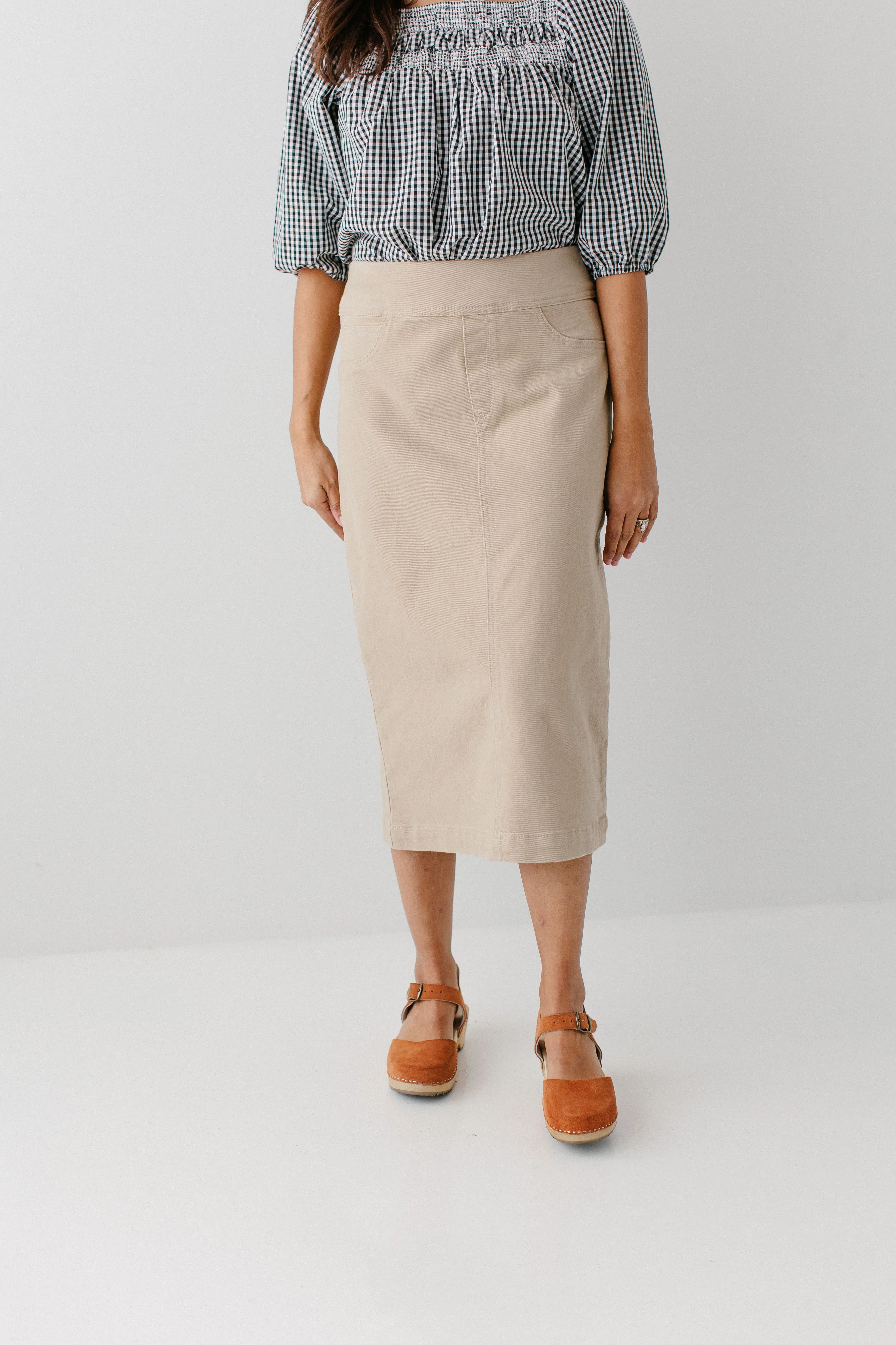Sara Stretch Denim Skirt in Khaki - Image 17