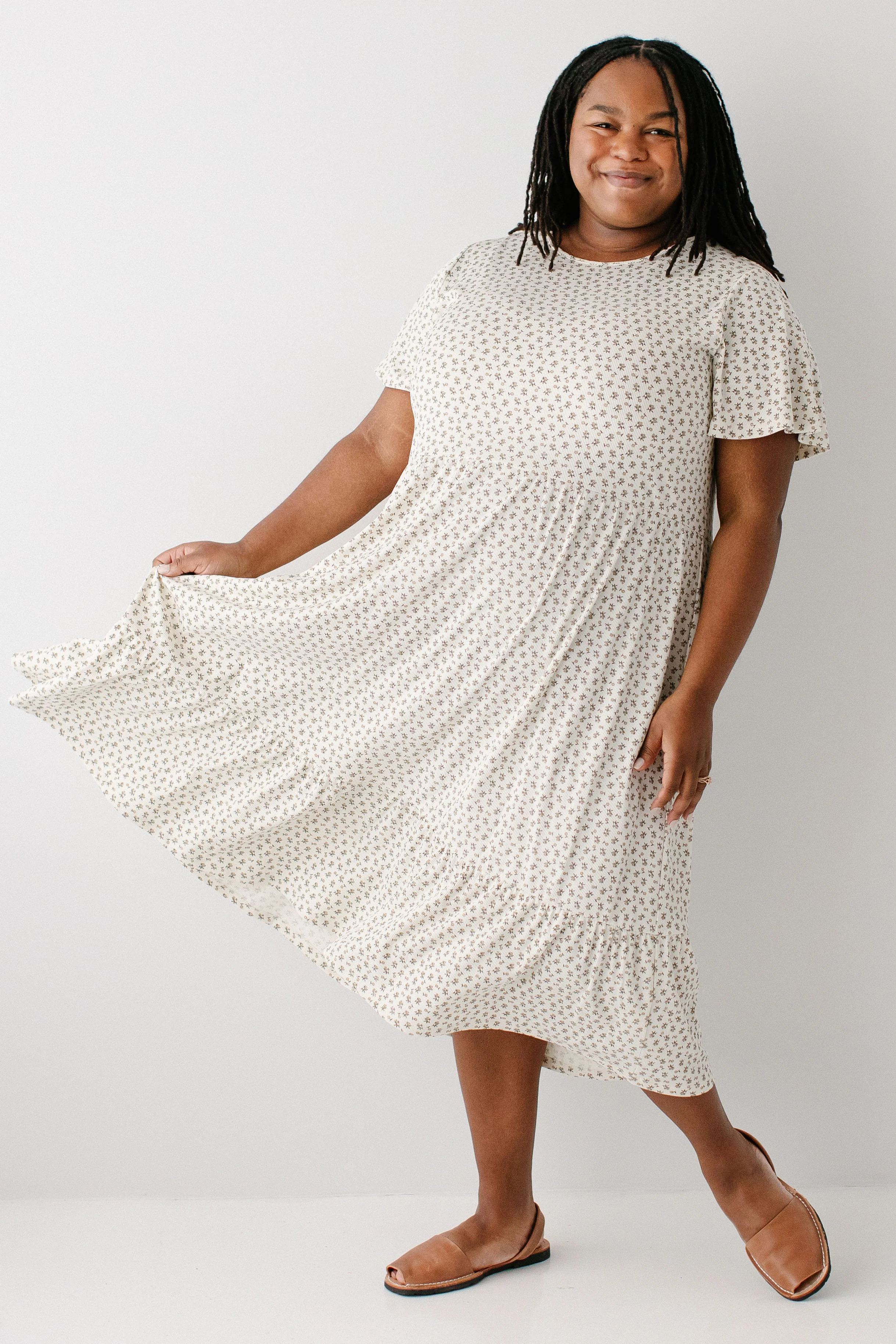 Shiloh Ditsy Floral Ribbed Midi Dress - Image 12