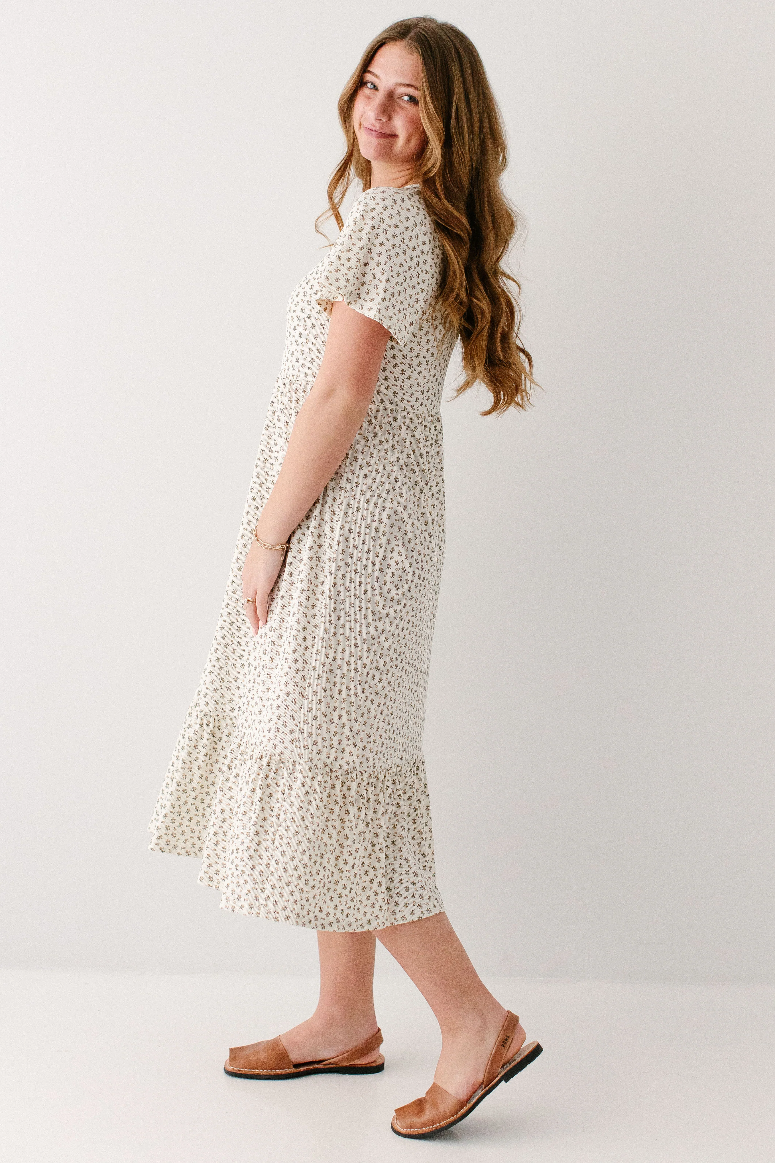 Shiloh Ditsy Floral Ribbed Midi Dress - Image 5