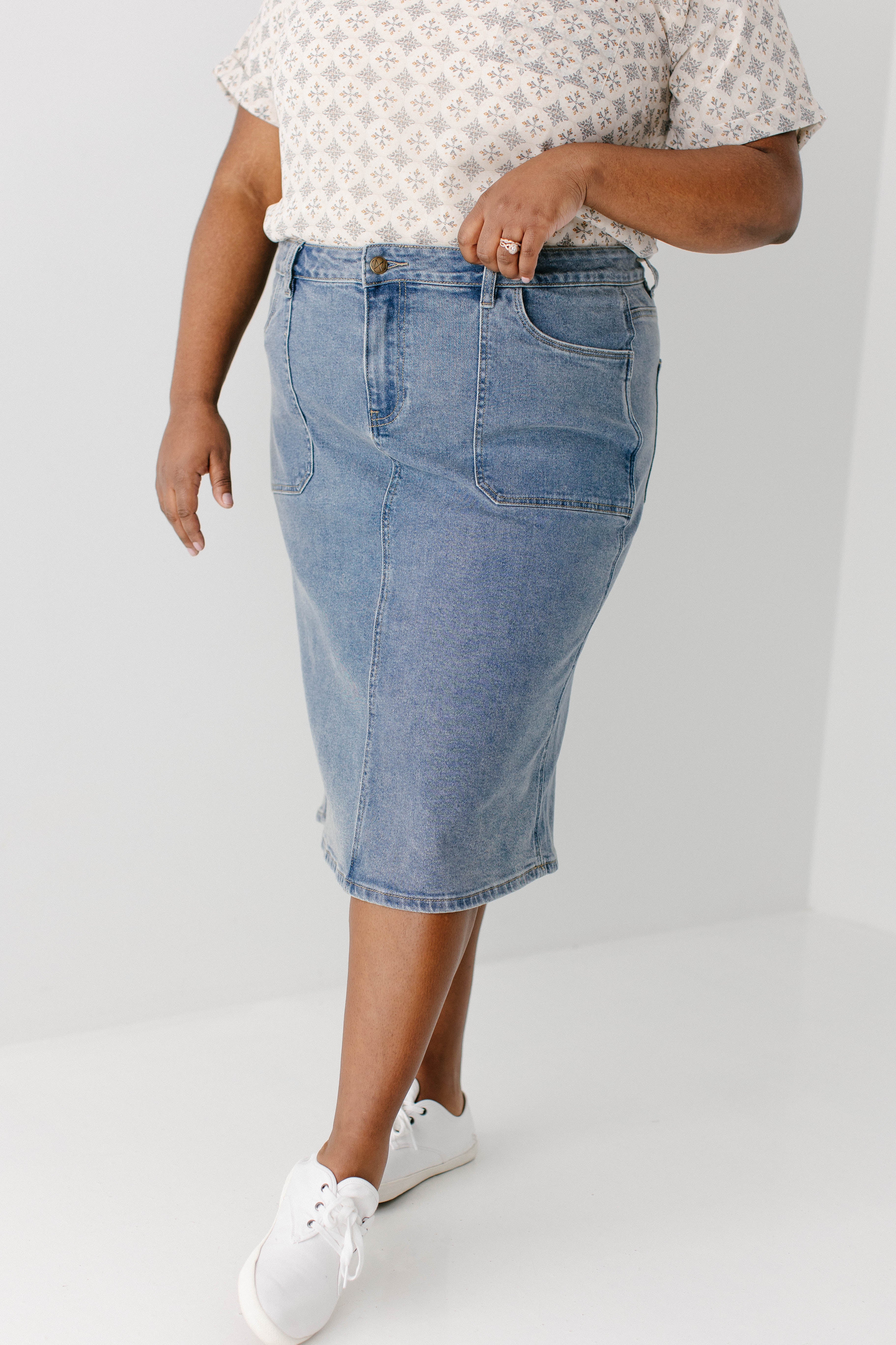 Sonya Patch Pocket Stretch Denim Skirt - Image 2