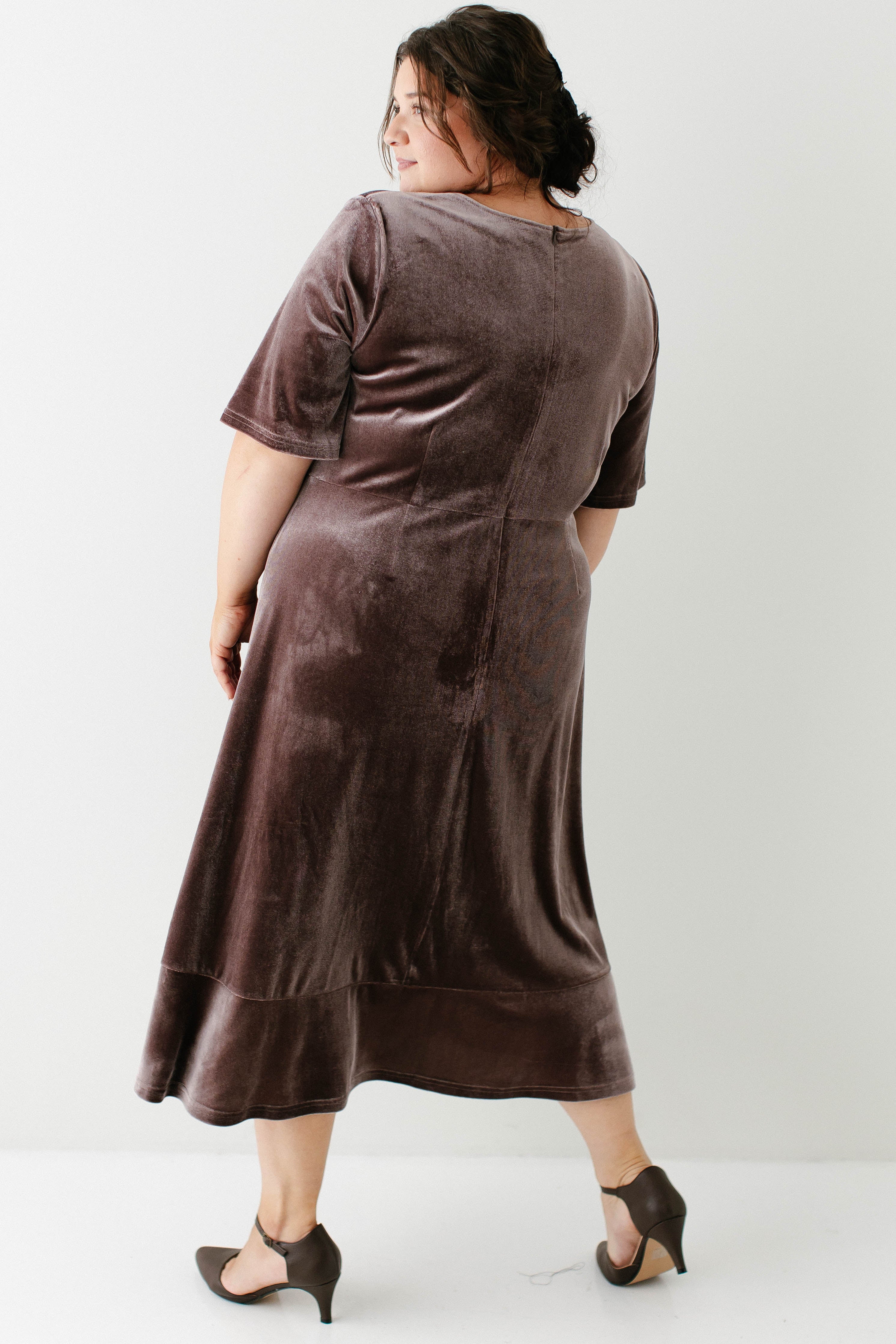 Sophia Square Neck Velvet Midi Dress FINAL SALE - Image 16