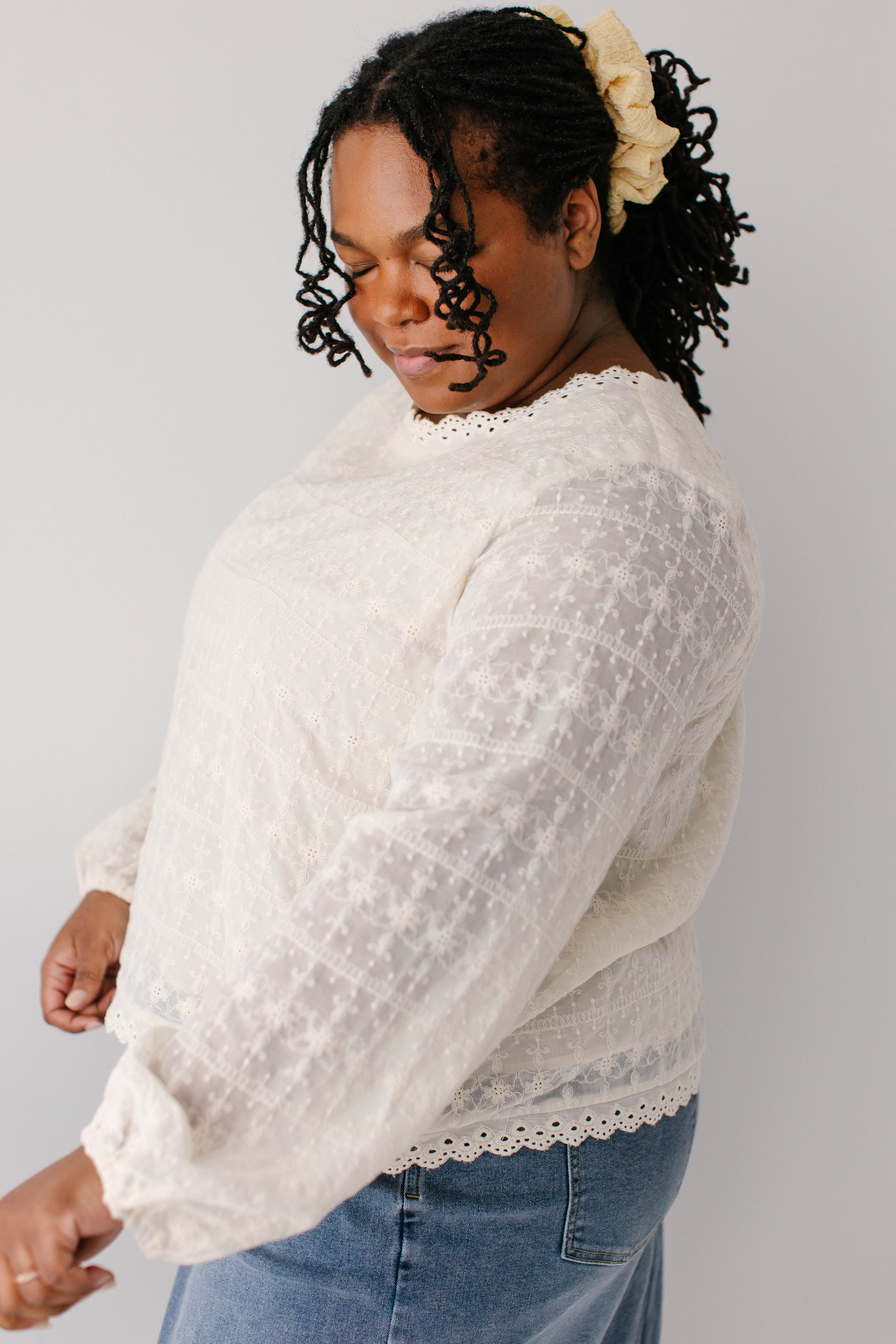 Victoria Embroidered Lace Top - Image 12