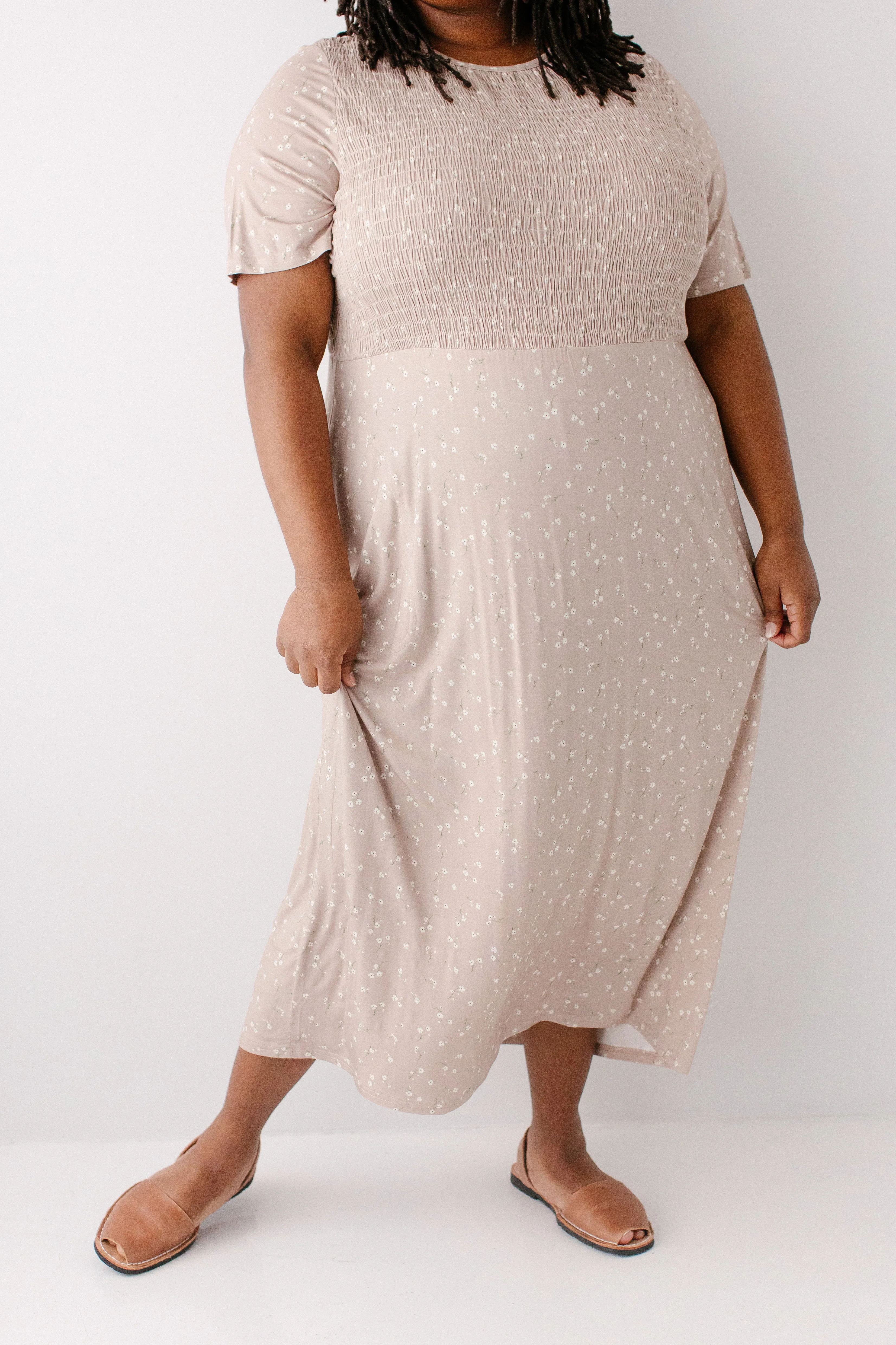 Vita Ditsy Floral Smocked Bodice Midi Dress - Image 11