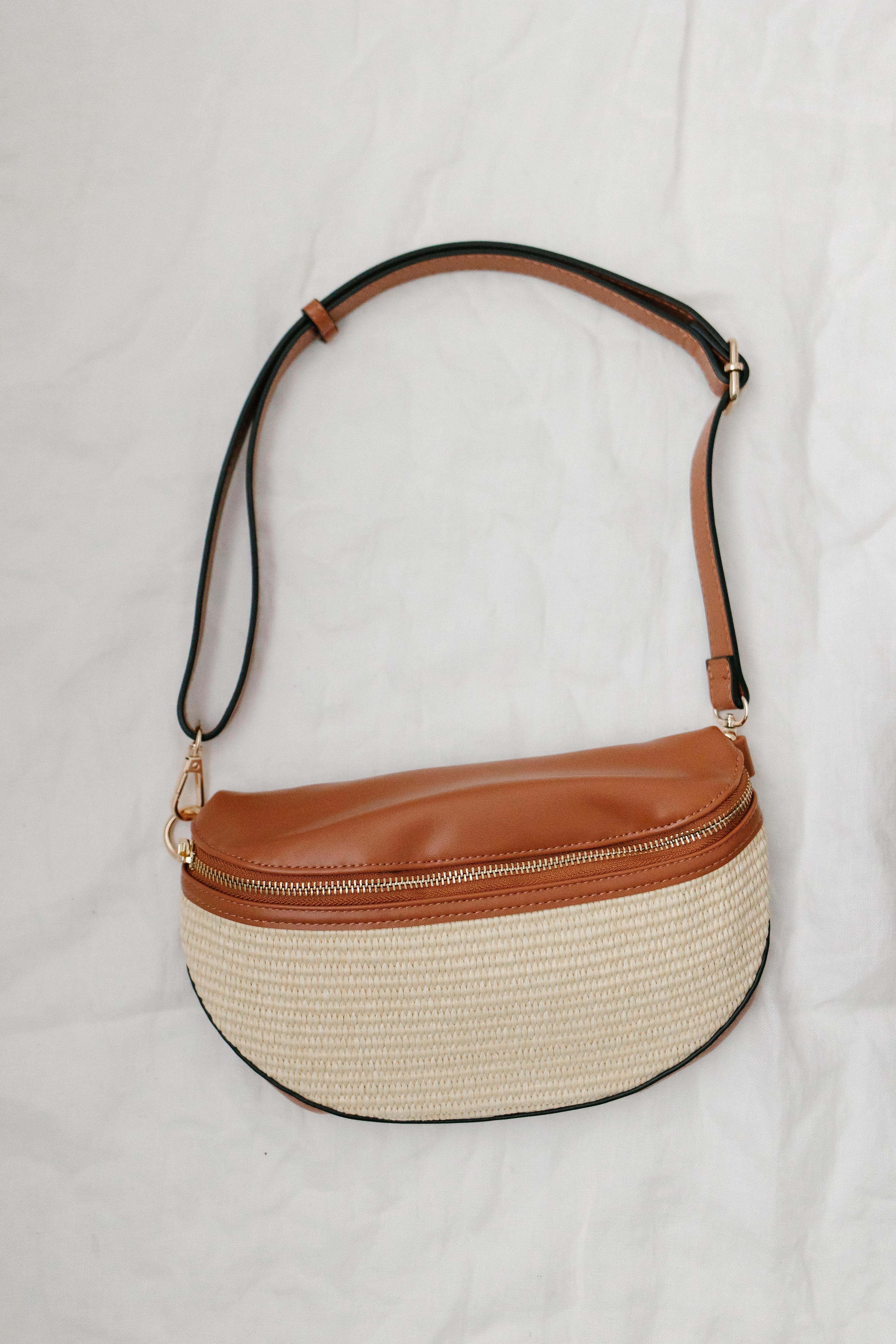Woven Crossbody Belt Bag - Image 5