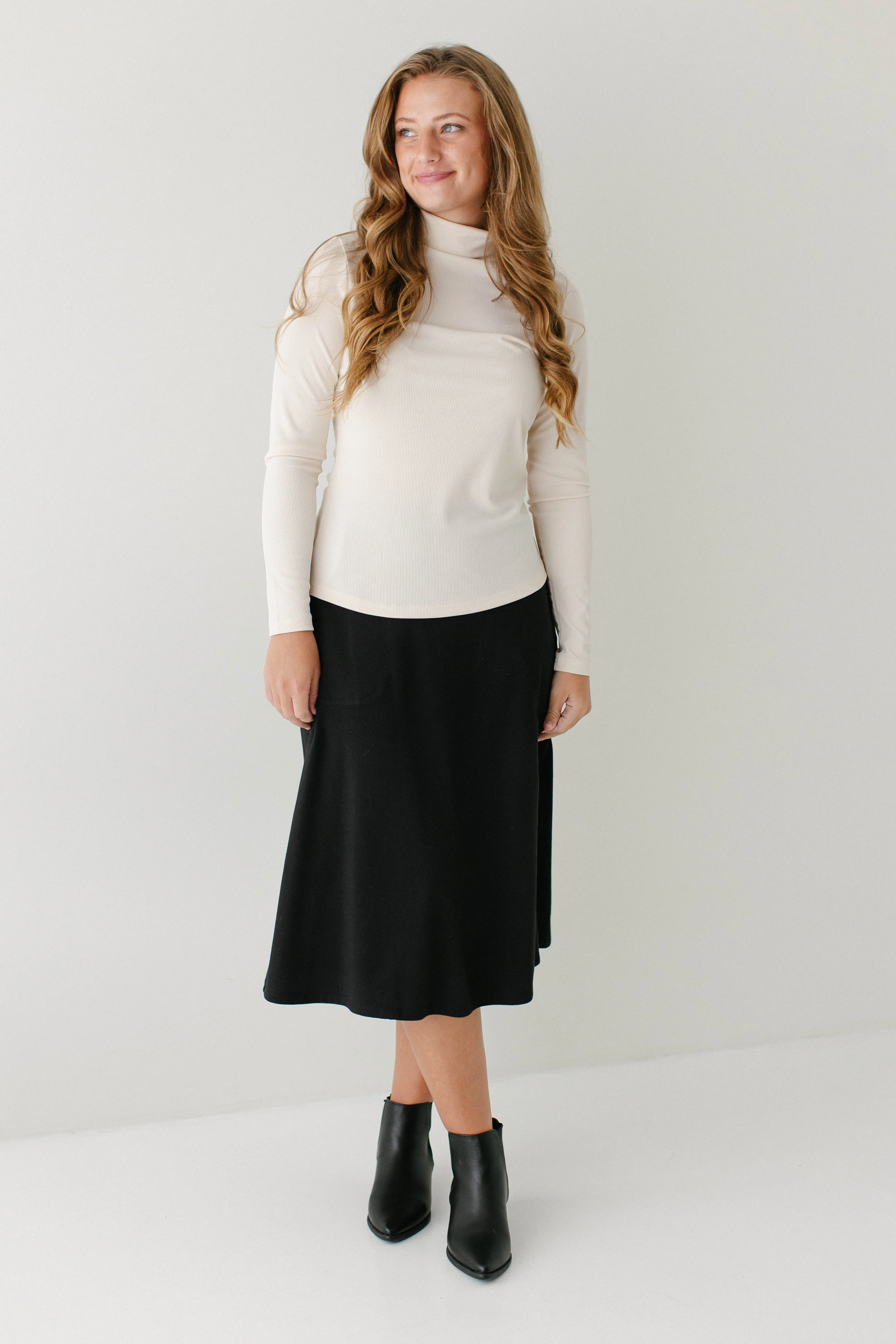 Zuri Ribbed Turtleneck FINAL SALE - Image 4